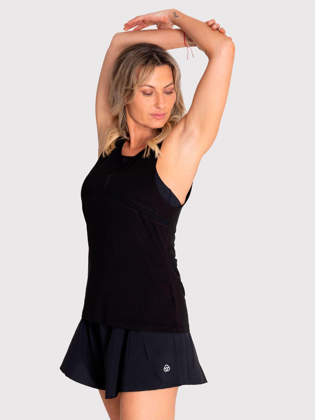 Polera deportiva Mujer Vest Irene Negra-2
