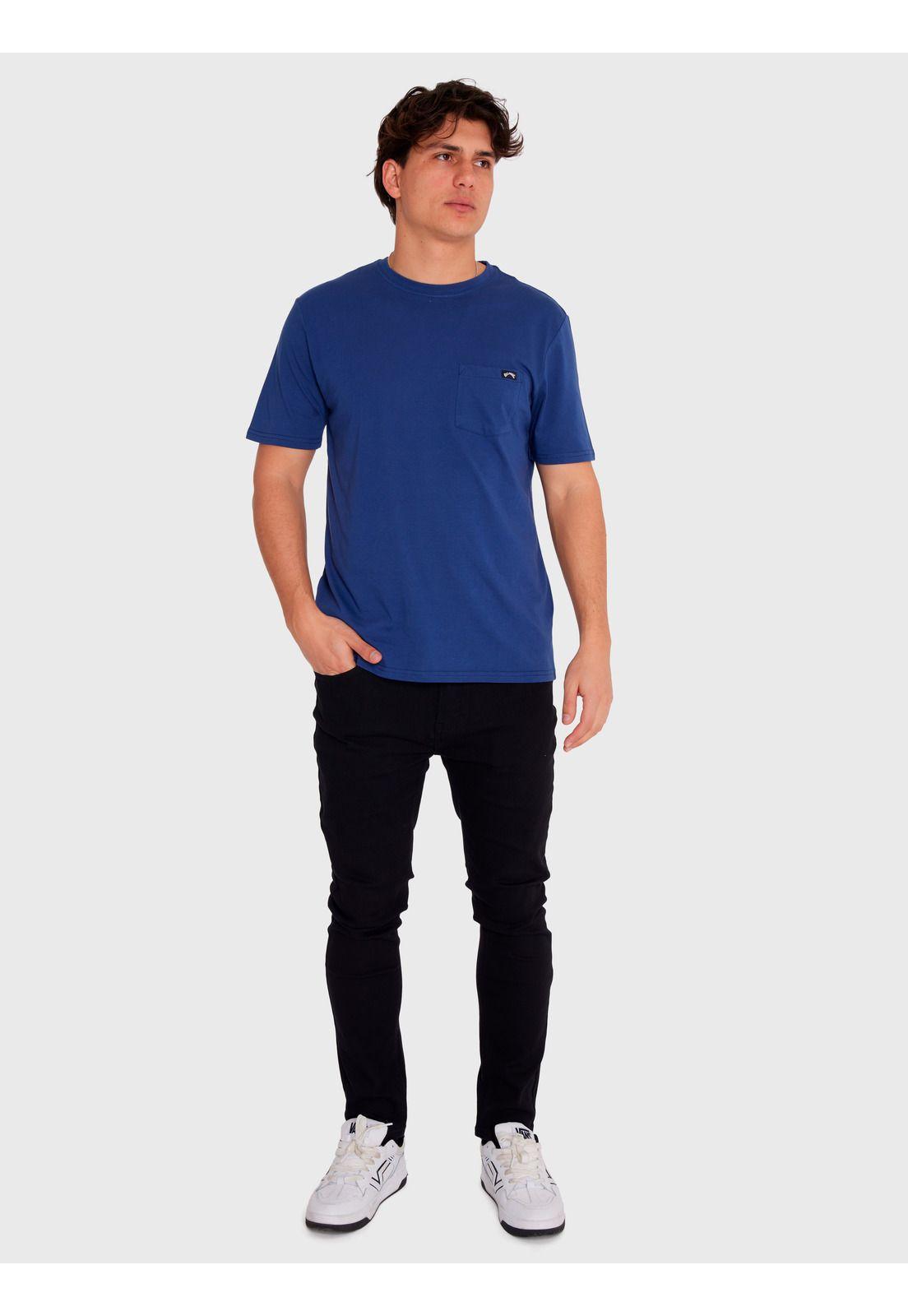 Polera Hombre Essential Pocket Azul-0