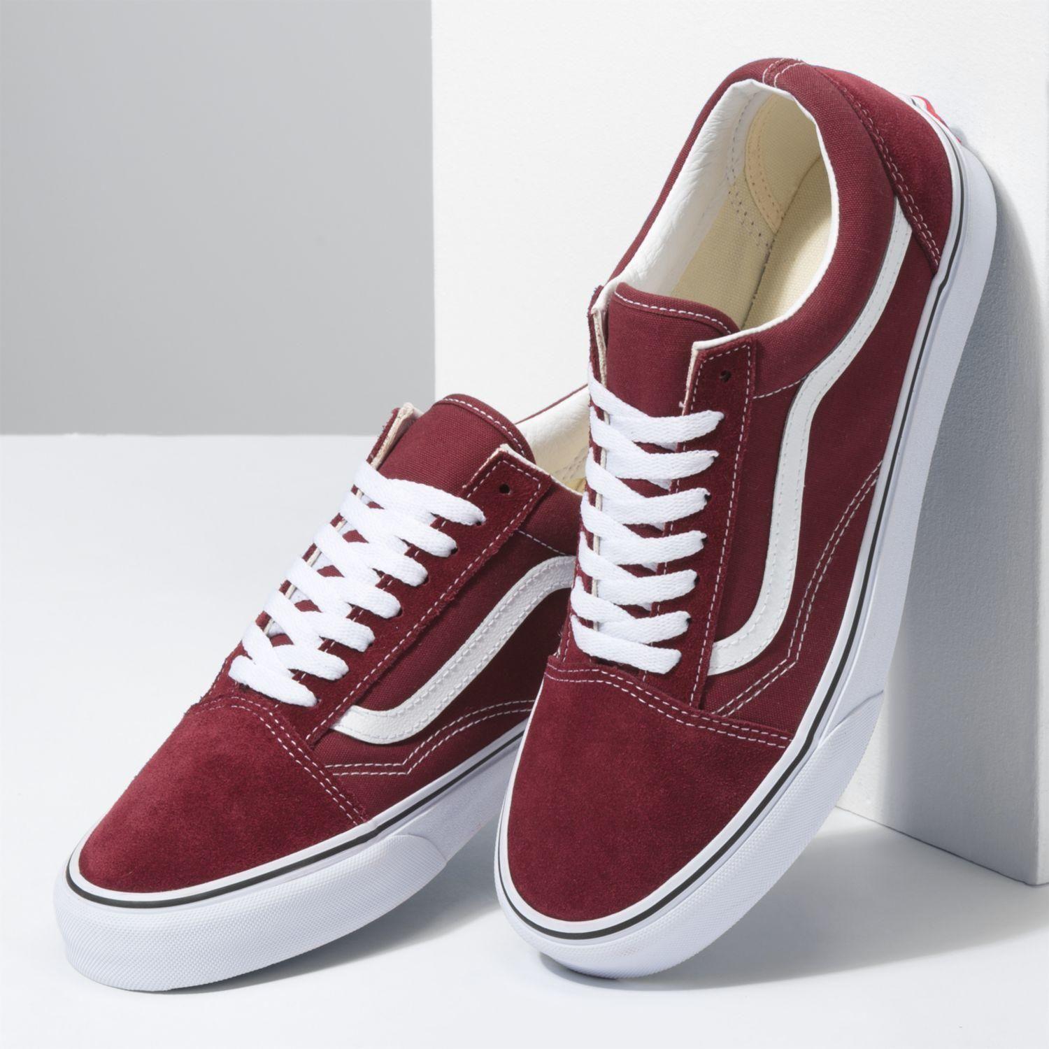 Zapatilla Urbana Unisex Ua Old Skool Port Royal Burdeo-3