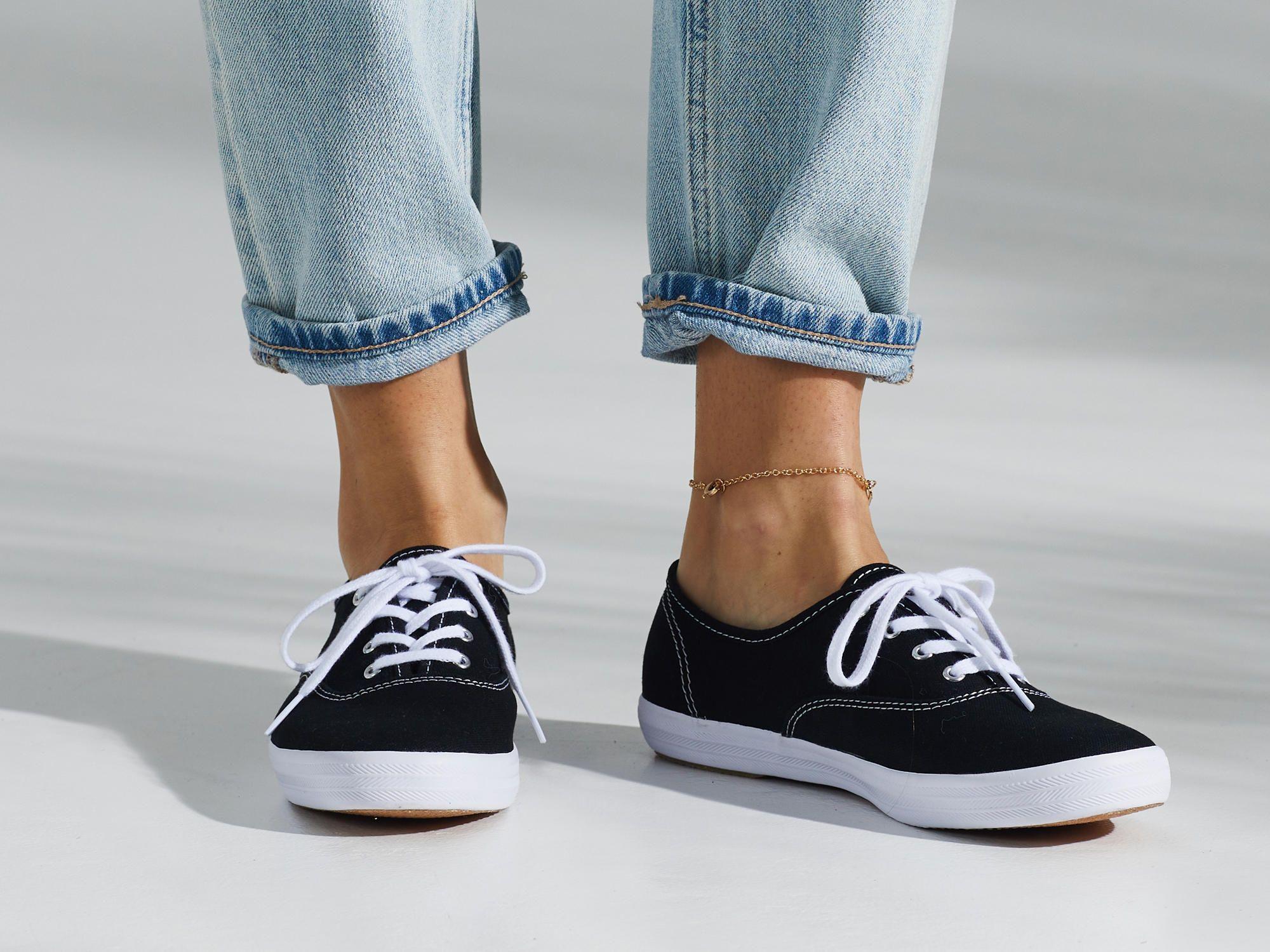 Zapatilla Mujer Champion Canvas Negra-1