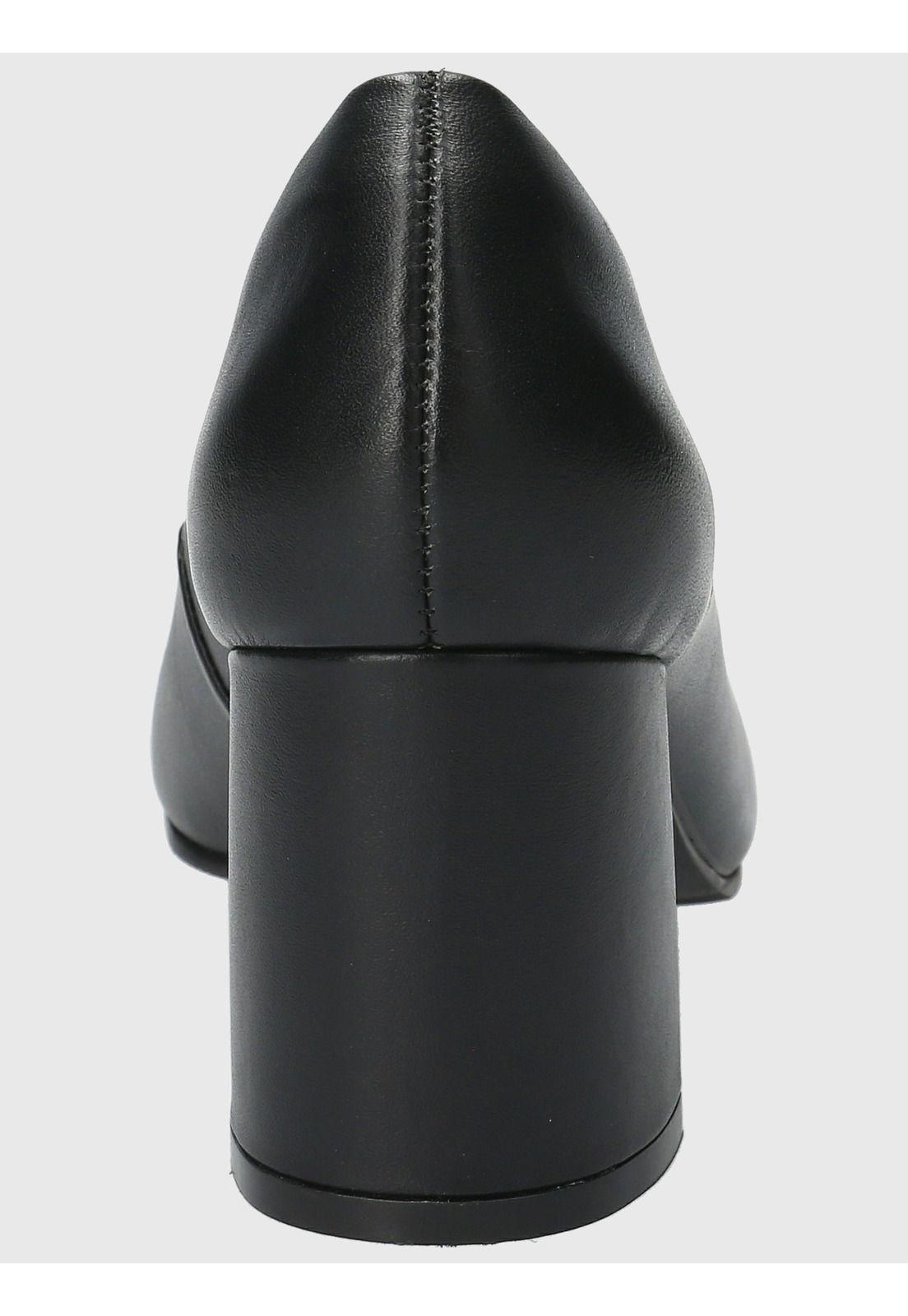 Zapato Cuero Mujer Maddox Negro-6