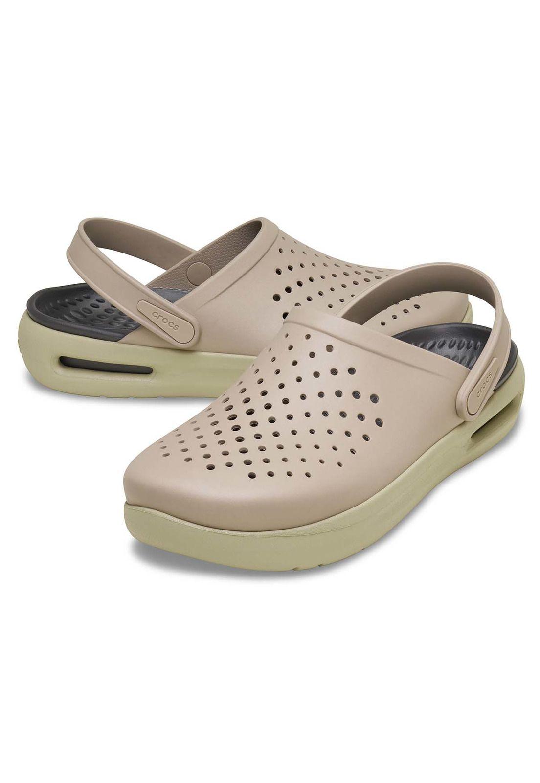 Zueco Crocs Unisex Inmotion Café-3
