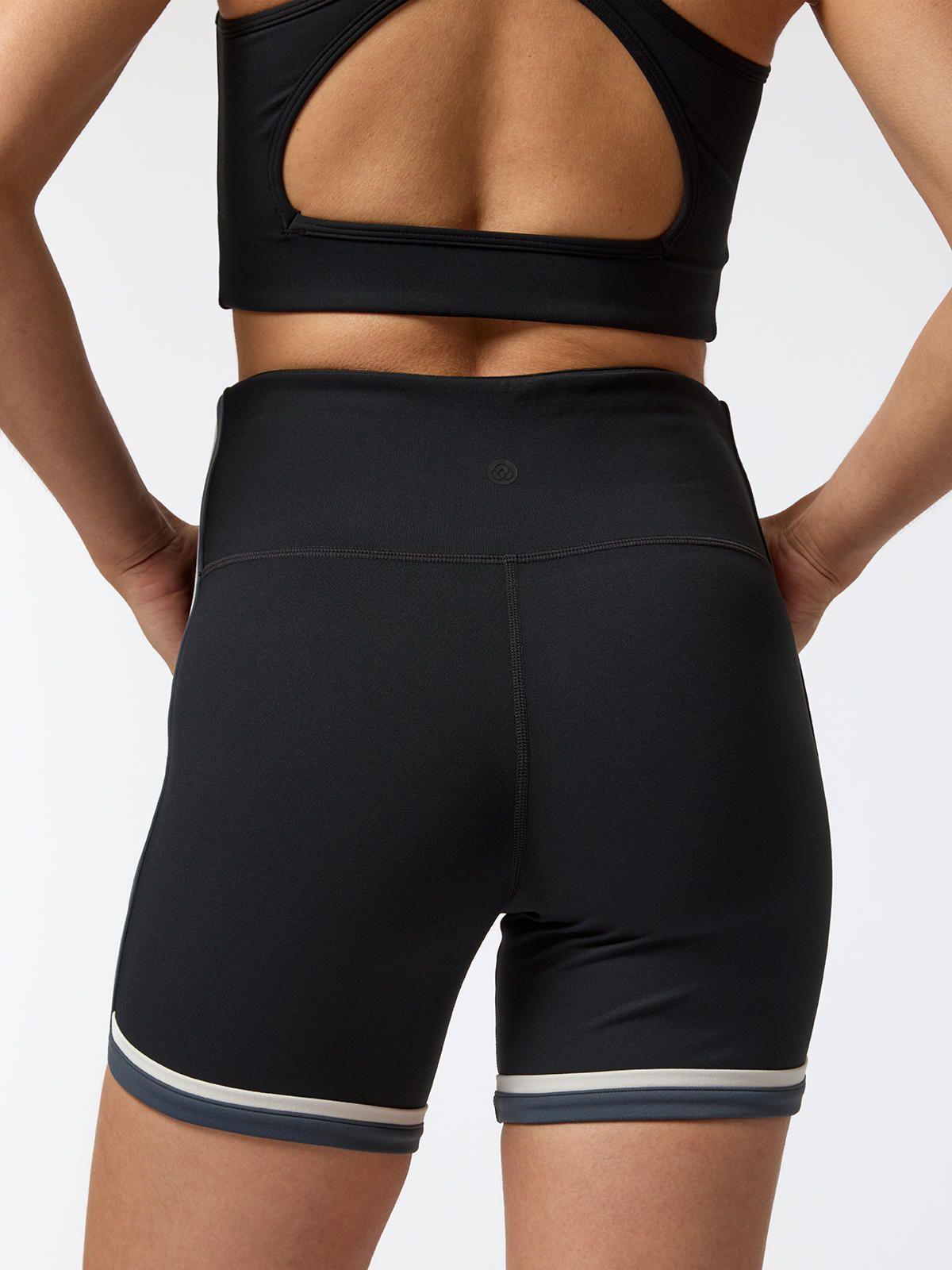 Short Aloe Negro Mujer-4