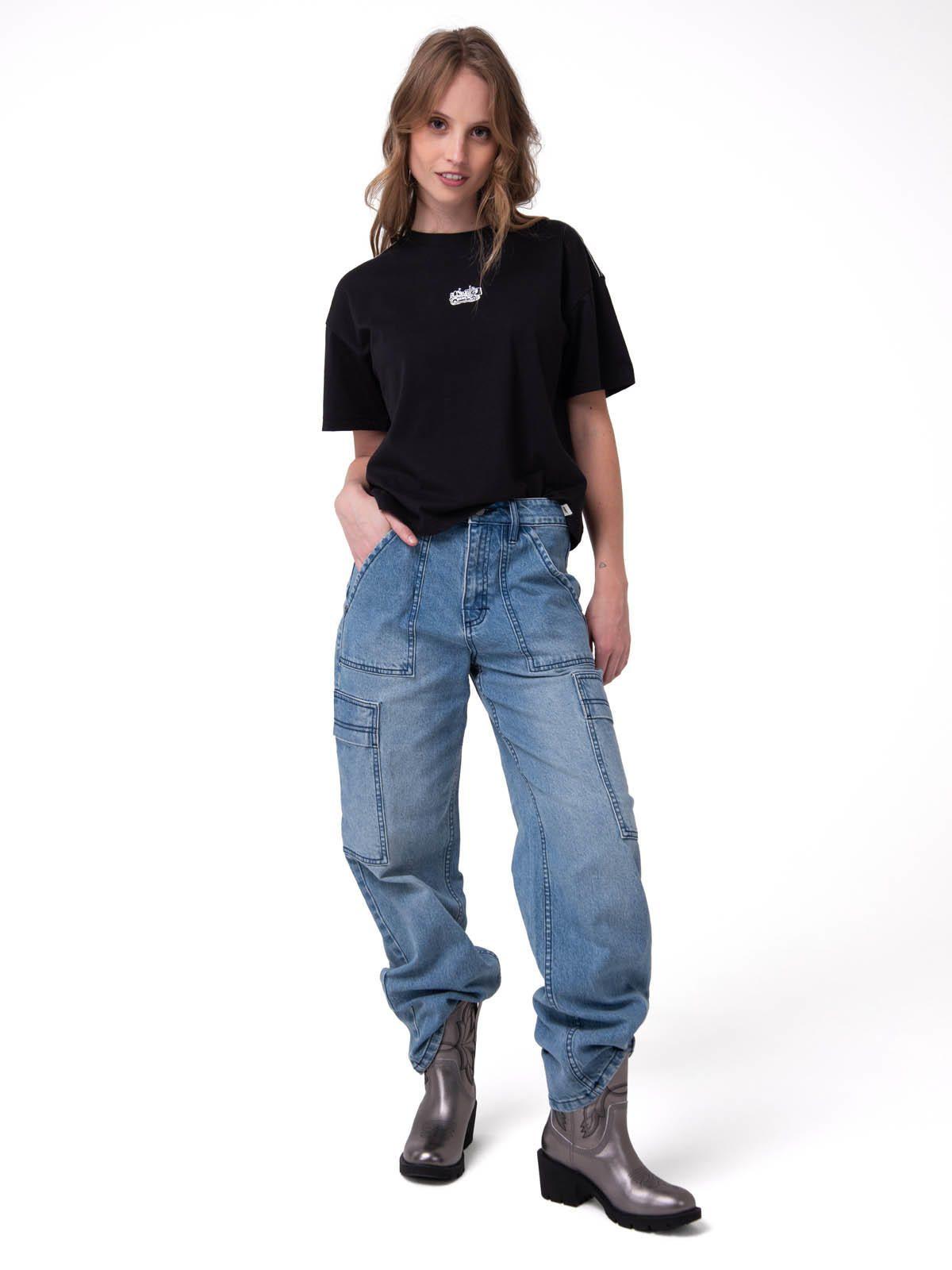 Polera Manga Corta Mujer Caterpillar Culture Negro-4