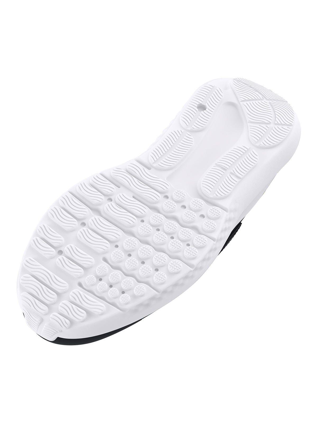 Zapatilla Ua Bps Surge 4 Ac Negro Niño-3