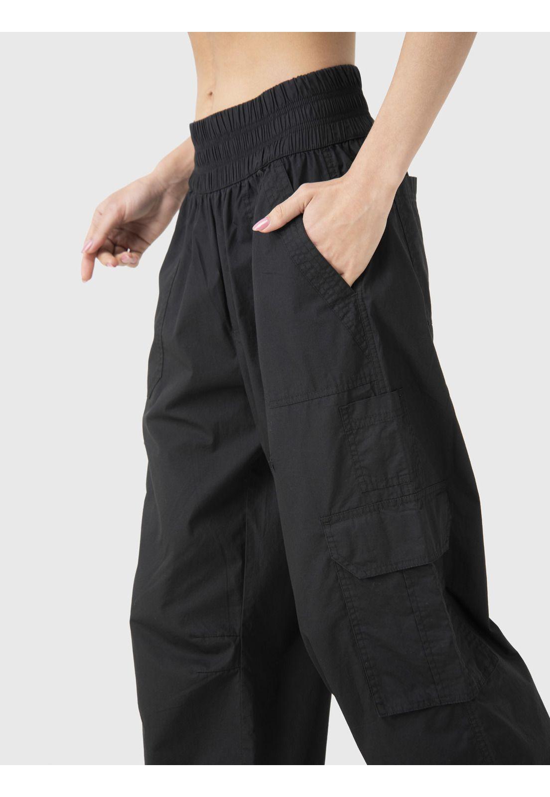 Pantalón Mujer Light Cargo Negro-4