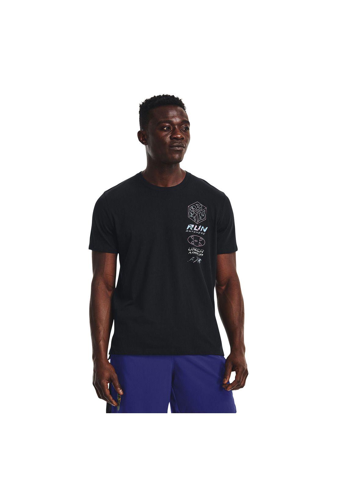 Polera UA Run Anywhere Negro para hombre-4