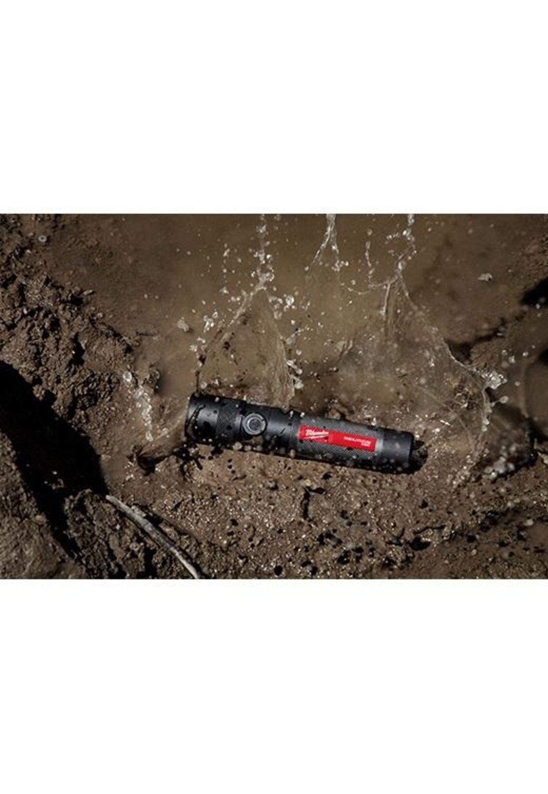 Linterna De Enfoque Giratorio Recargable Mediante USB De 1100L-5