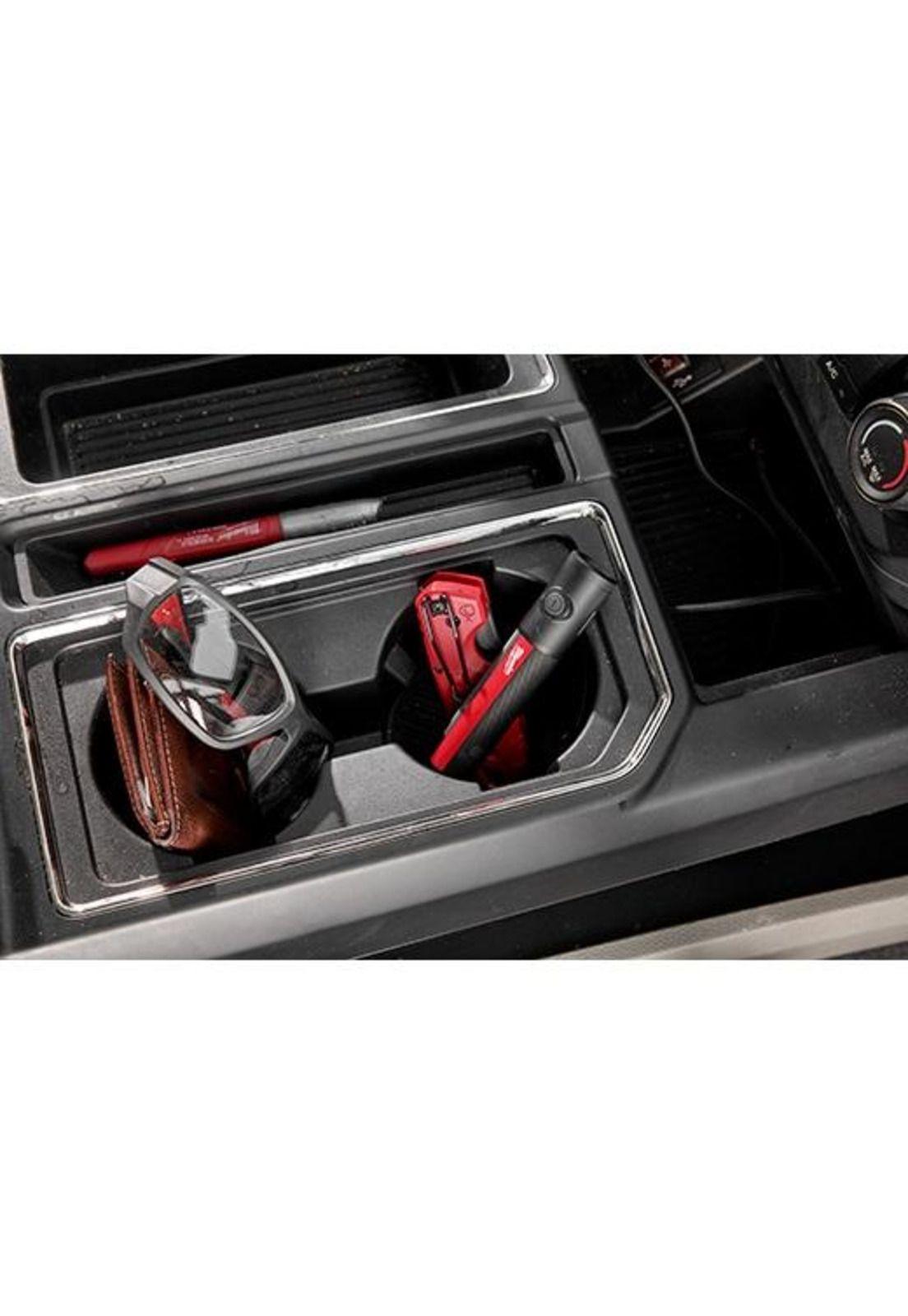 Linterna de uso diario recargable de 500L con imán Milwaukee-4