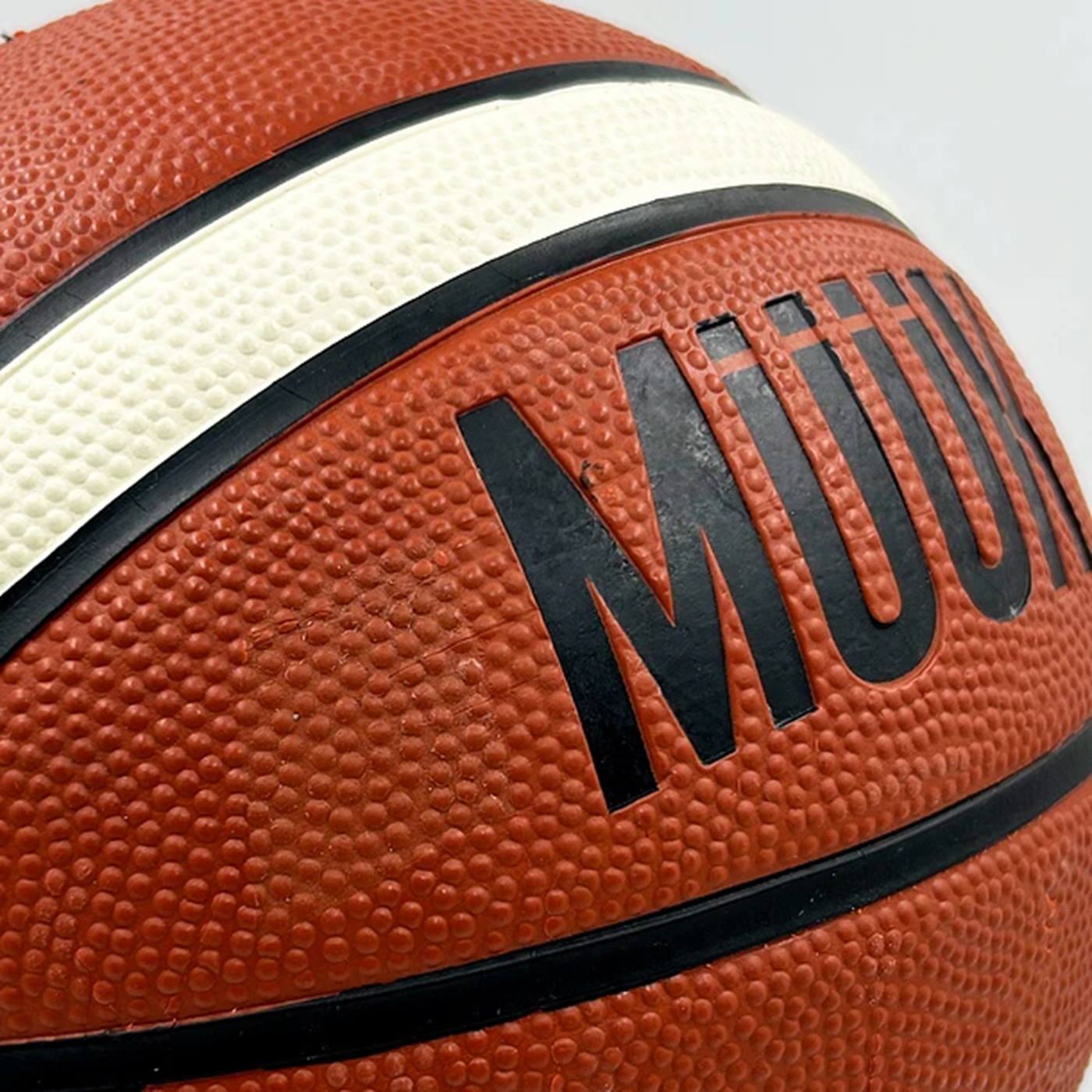 Balon De Basketball #6 Muuk Talla 6-6