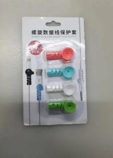 Pack 4 Protectores Para Cable Colores Surtidos Buena Calidad-2