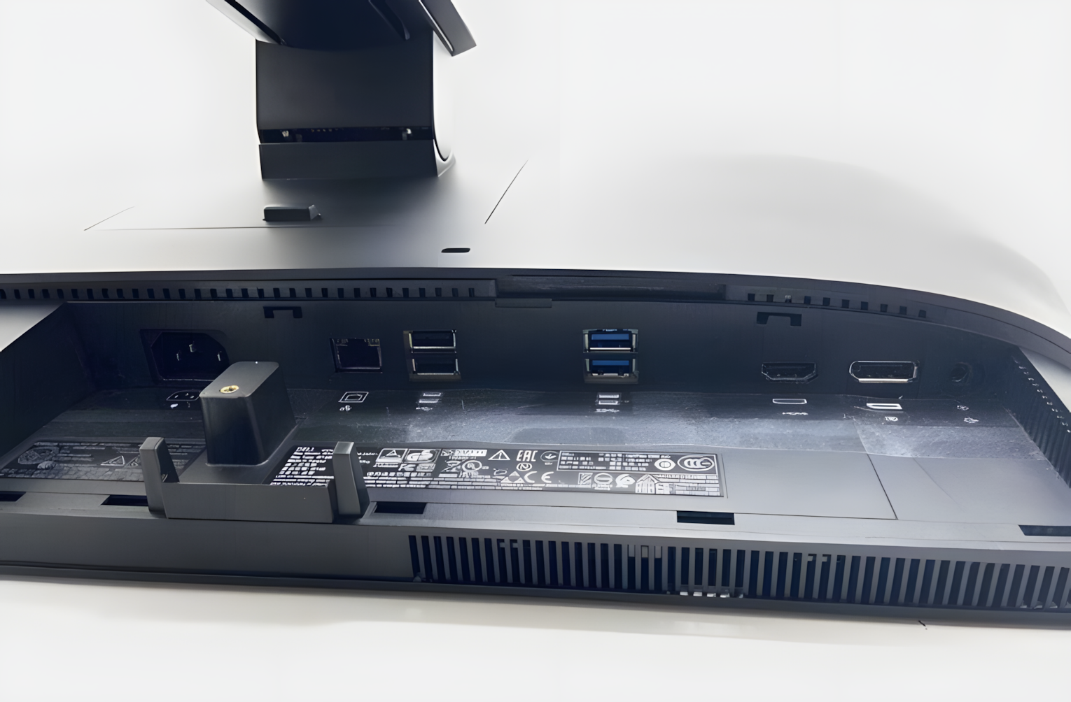 AIO Dell | Intel Core i7-7ªGen. |16GB | 256GB SSD | reacondicionado-3
