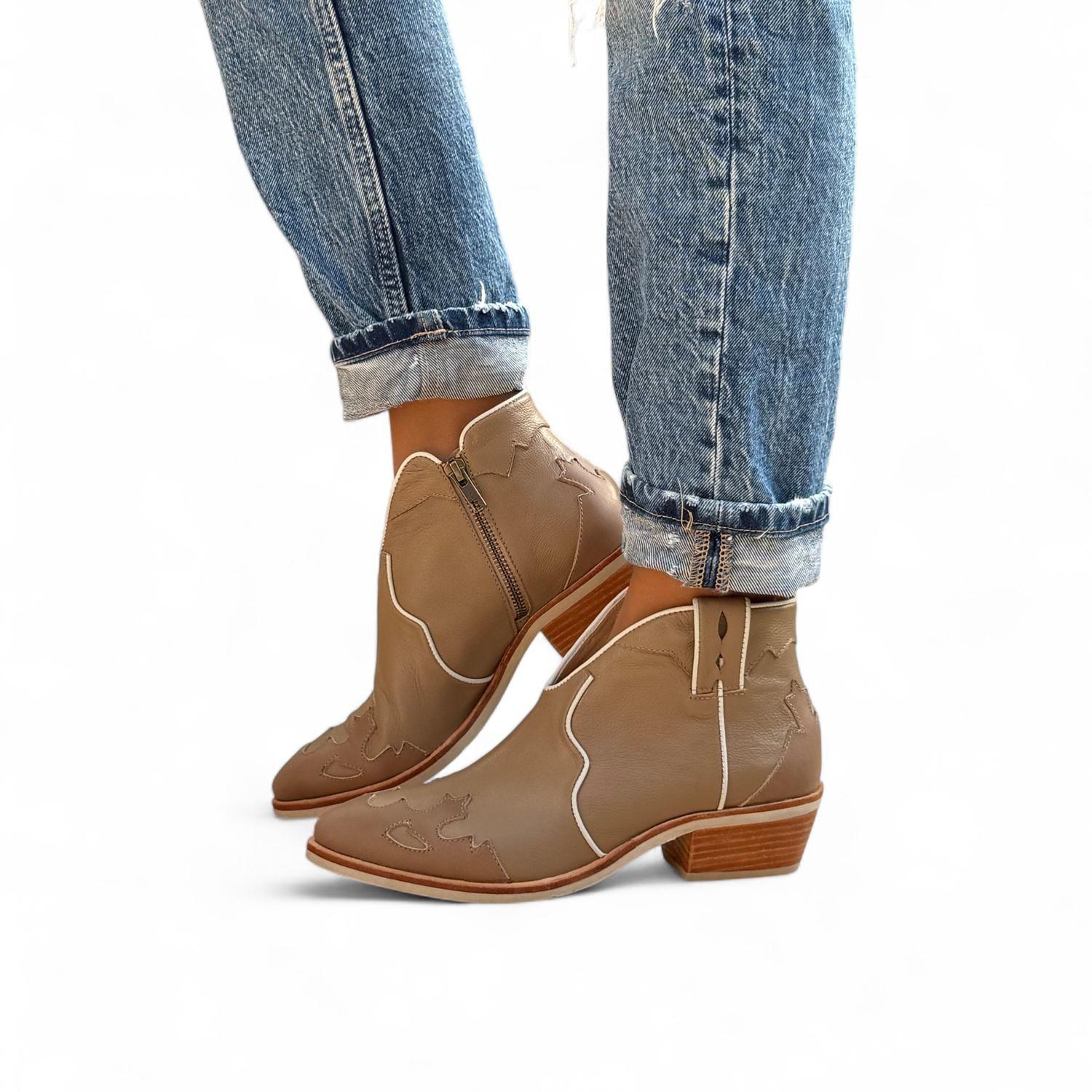 BOTÍN LORENZA CAMEL DE CUERO MUJER-0
