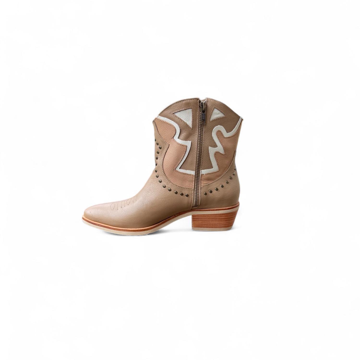 BOTIN DE CUERO ROBERTA CAMEL-5