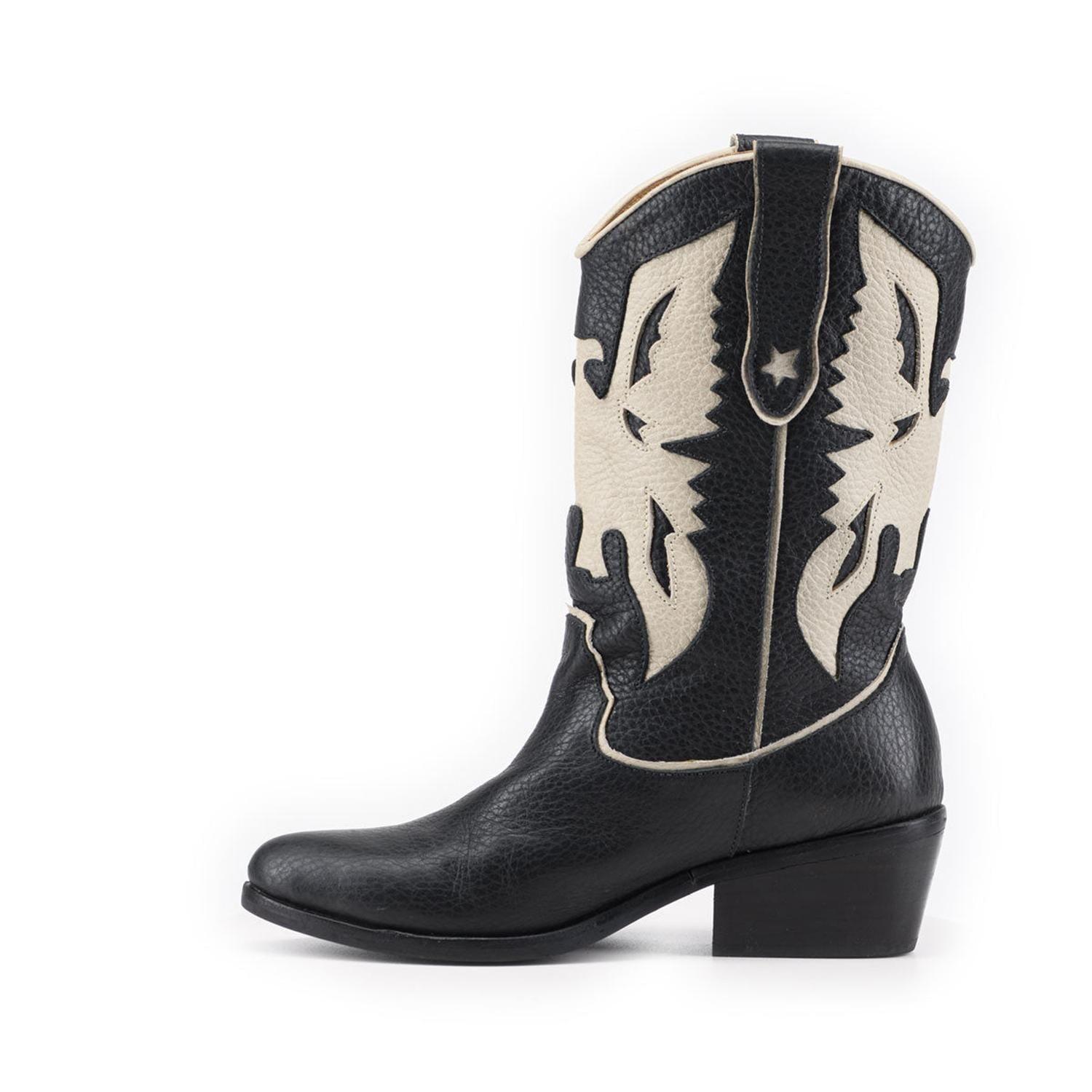 BOTA AGUILA NEGRA DE CUERO-4