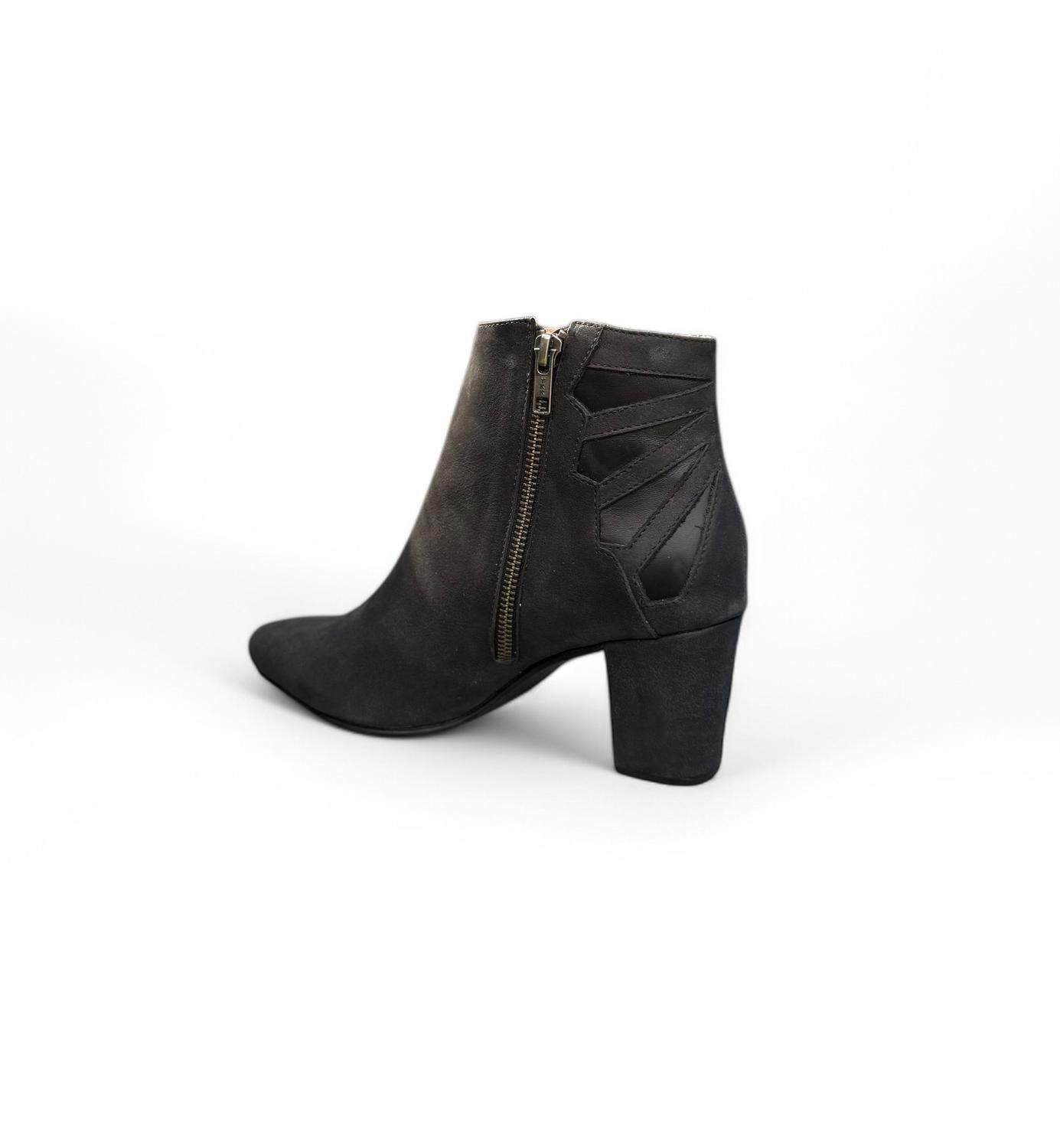 BOTIN MUJER DE CUERO PIA-3