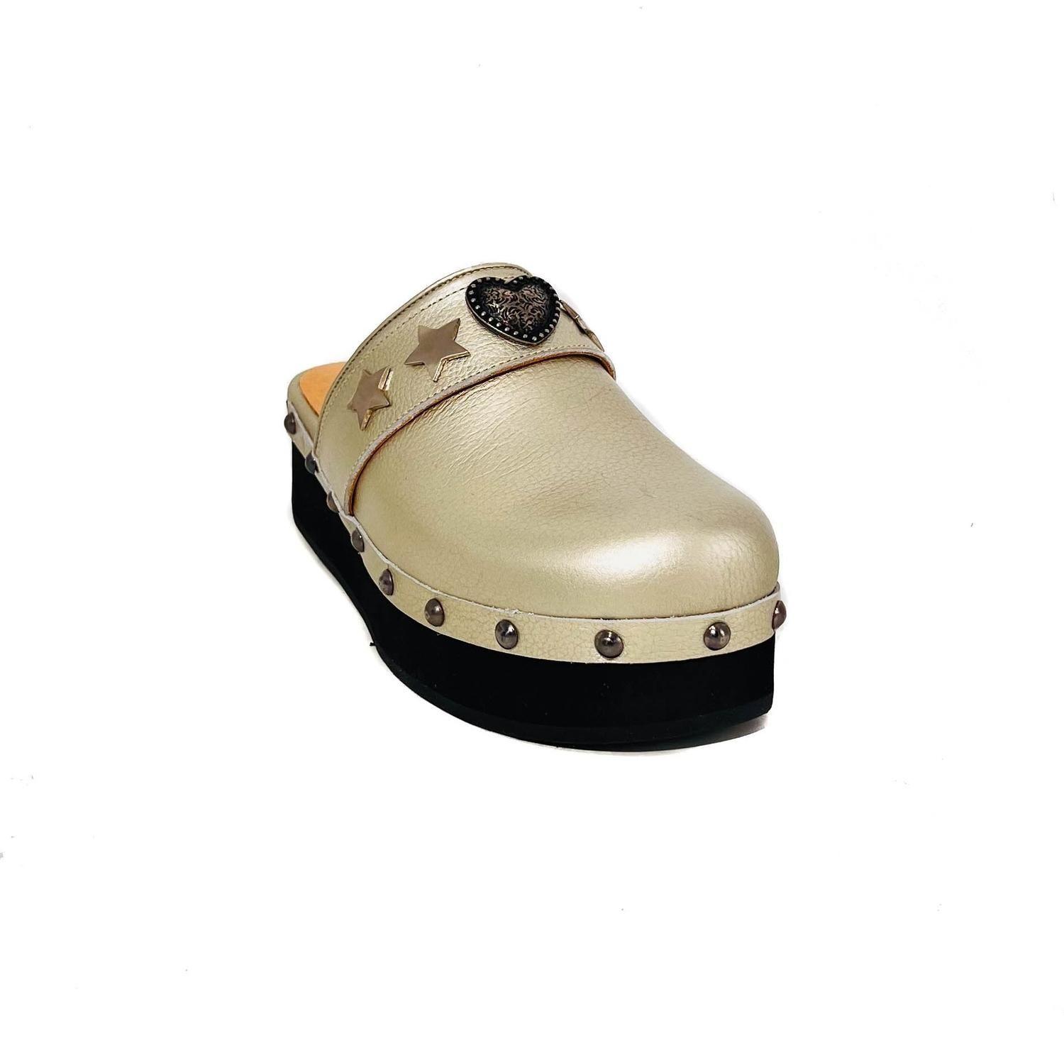 ZUECO CORAZON BAJO-1