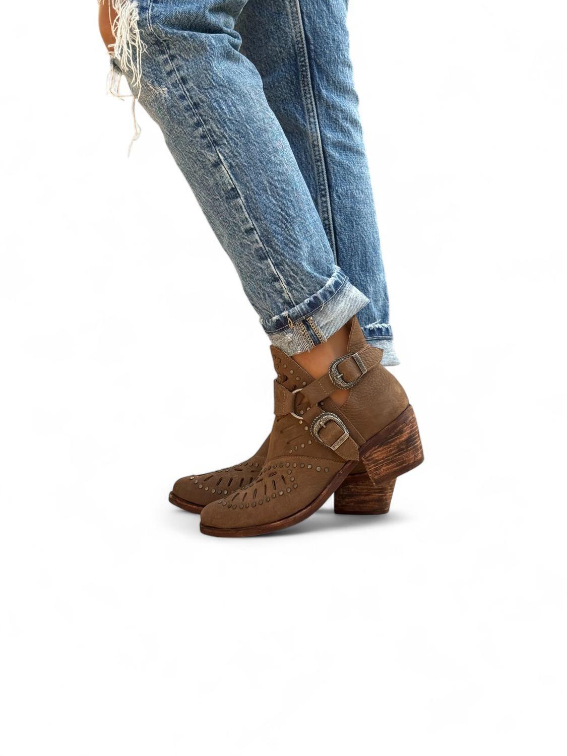 BOTIN MUJER DE CUERO GRACIA CAFÉ-4