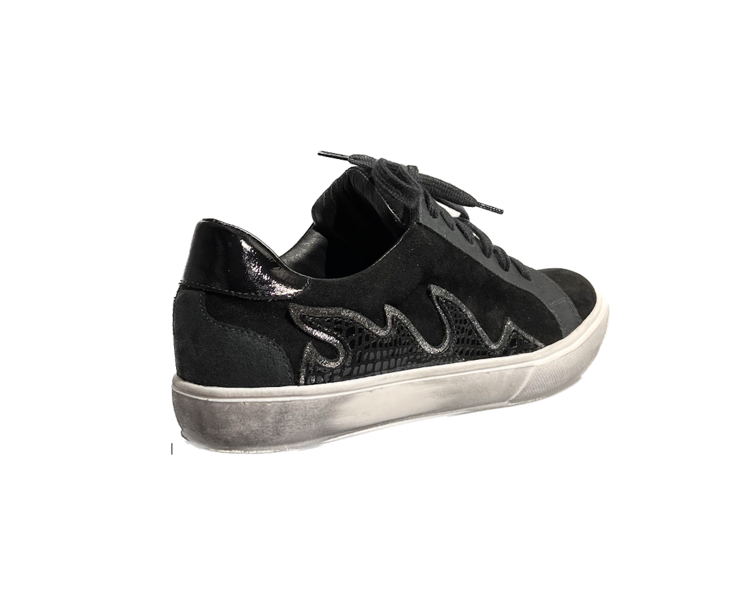 ZAPATILLA CUERO LAURA NEGRA-2