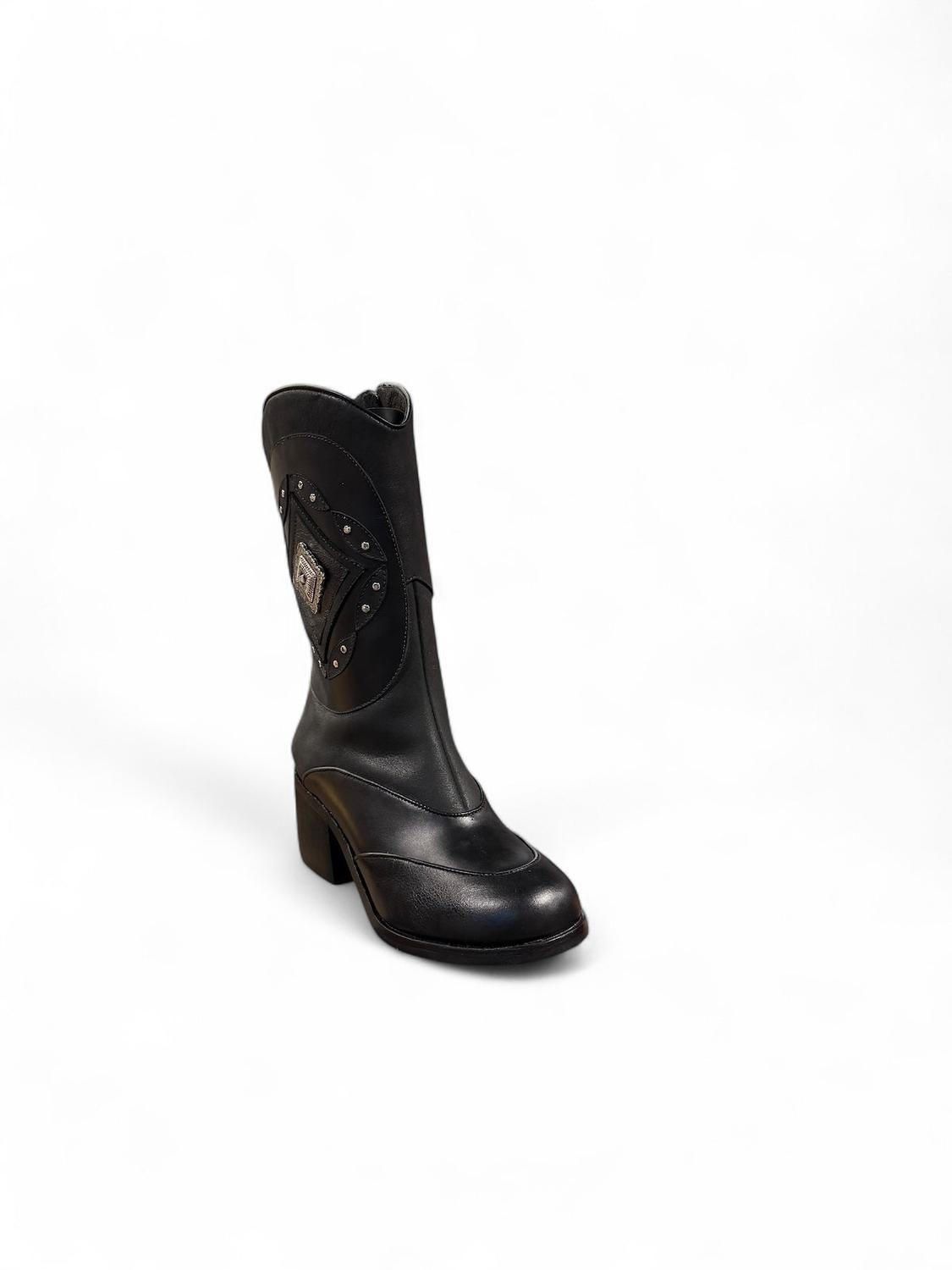 BOTA MUJER DE CUERO VALERIA-1