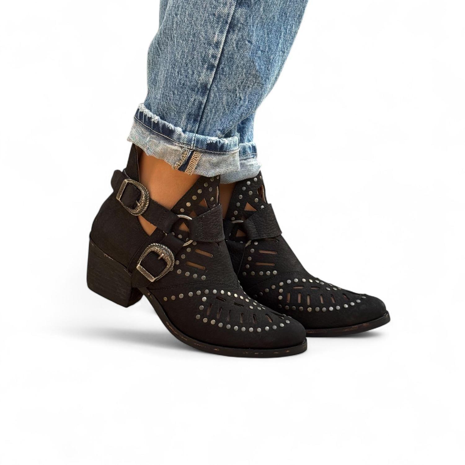 BOTIN MUJER DE CUERO GRACIA NEGRO-2