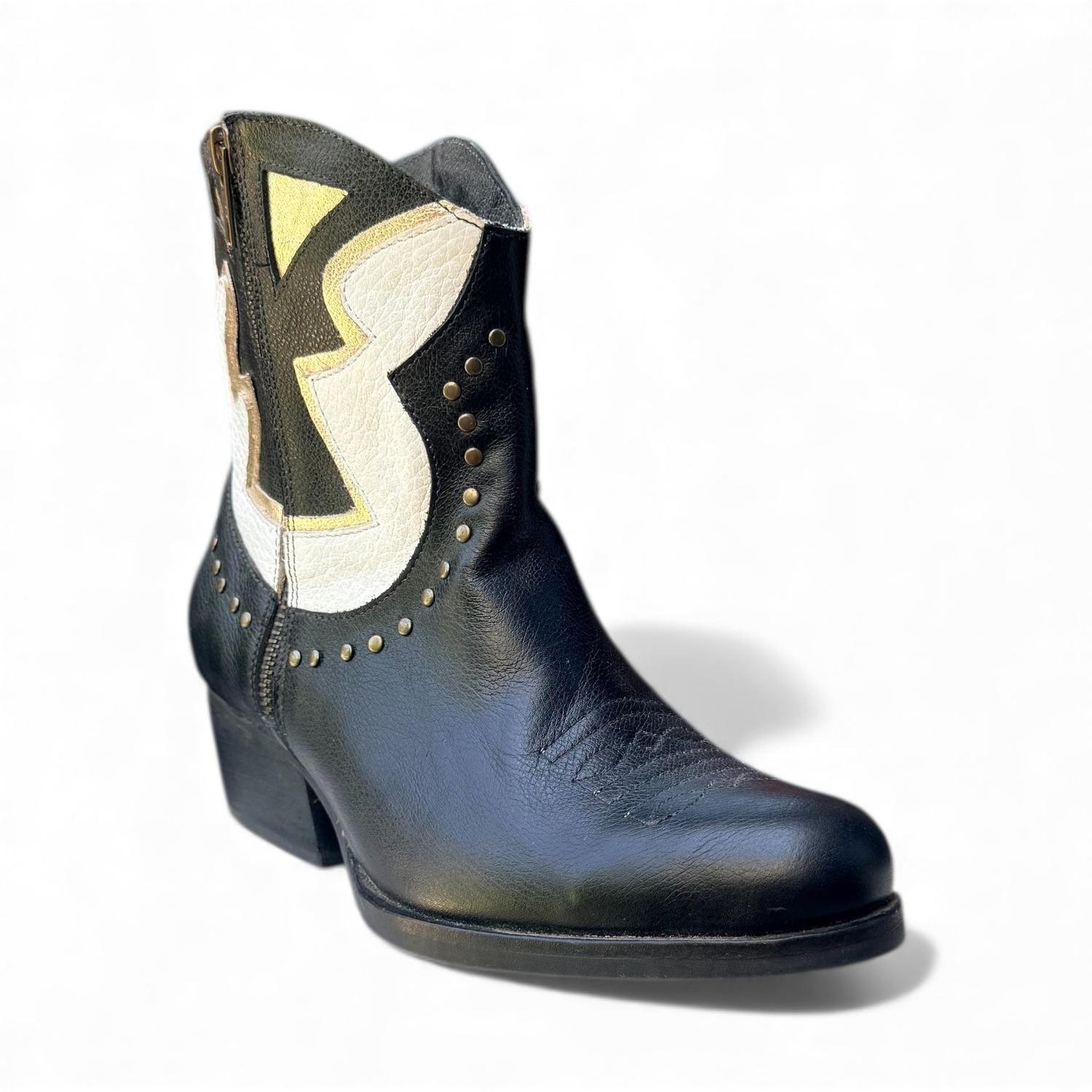 BOTIN DE CUERO ROBERTA-1