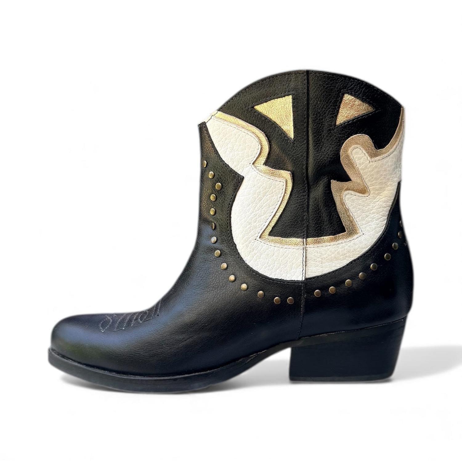 BOTIN DE CUERO ROBERTA-2