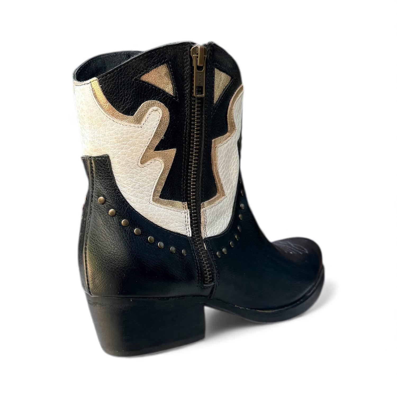 BOTIN DE CUERO ROBERTA-3