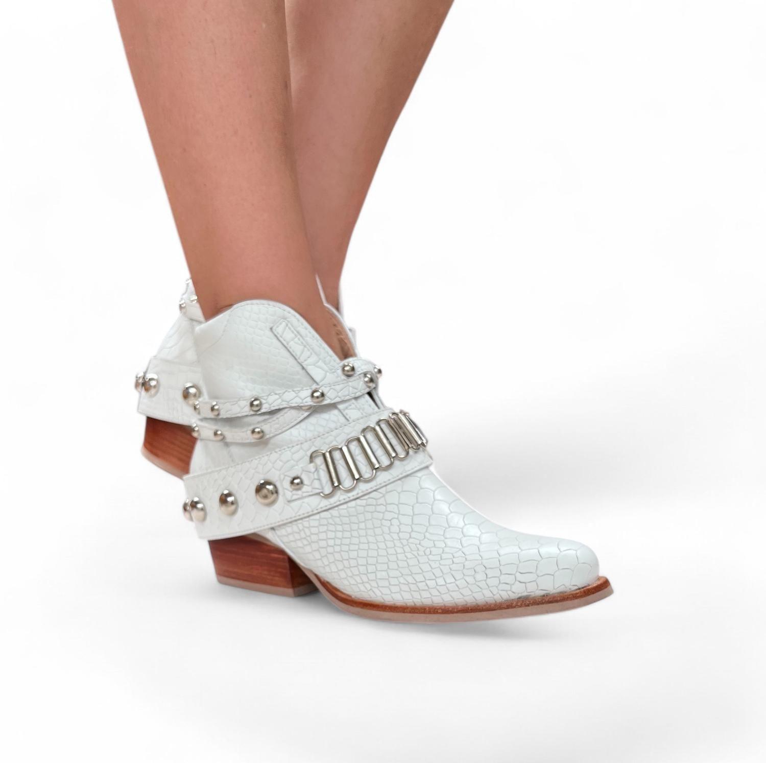 BOTÍN ADA BLANCO DE CUERO MUJER-0