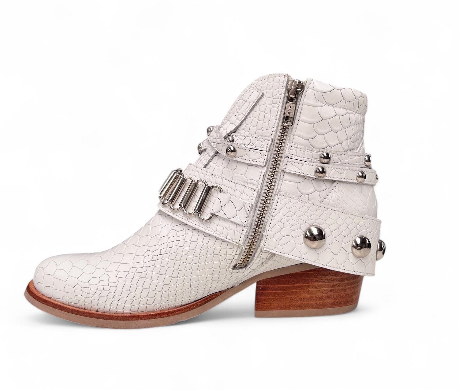 BOTÍN ADA BLANCO DE CUERO MUJER-3