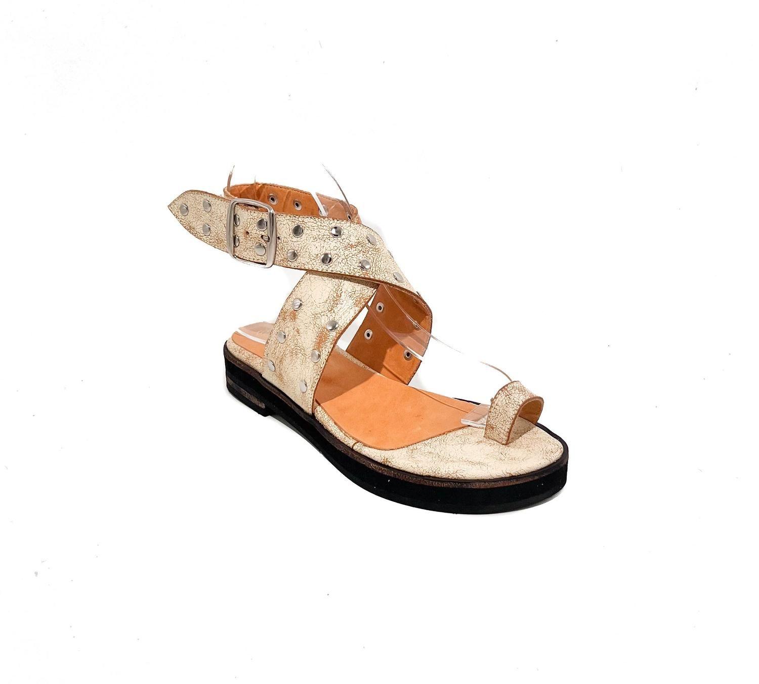 SANDALIA DE CUERO PAO BLANCA-1