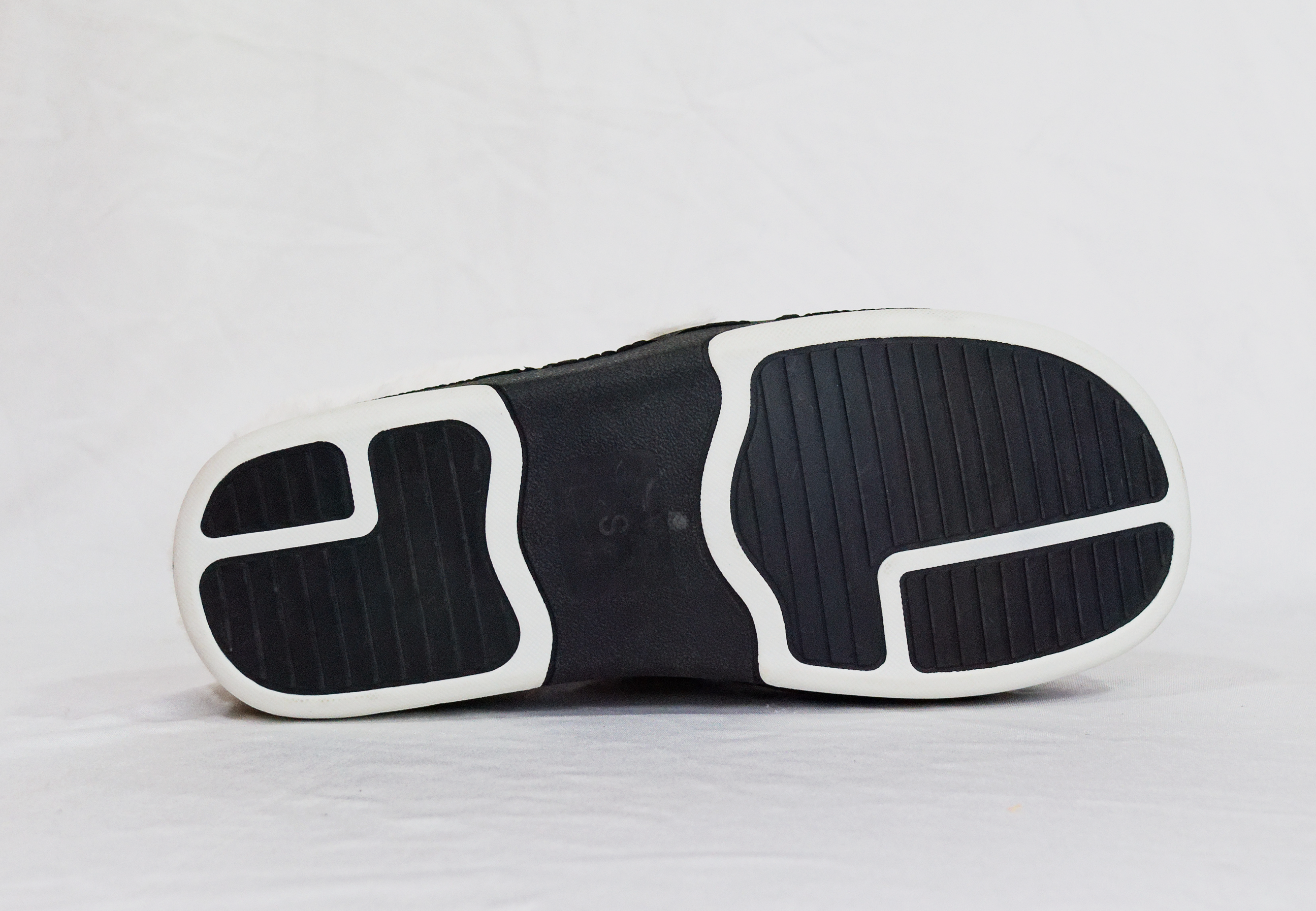 Pantufla Dama Neida Negro-3