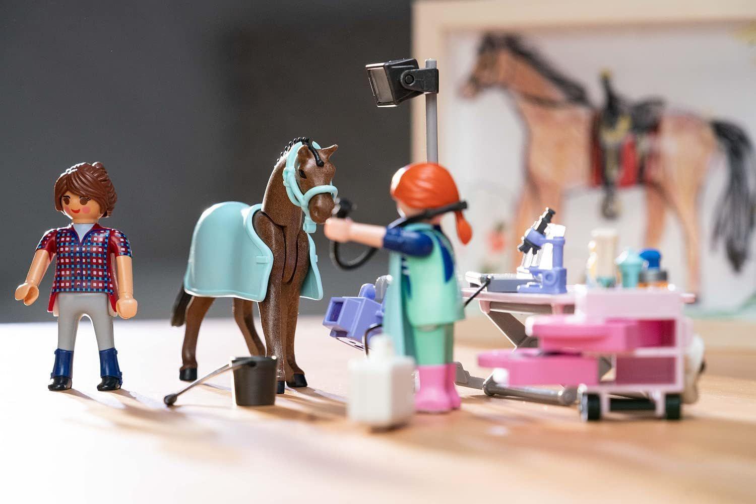 PLAYMOBIL VETERINARIO DE CABALLOS PM71241-2