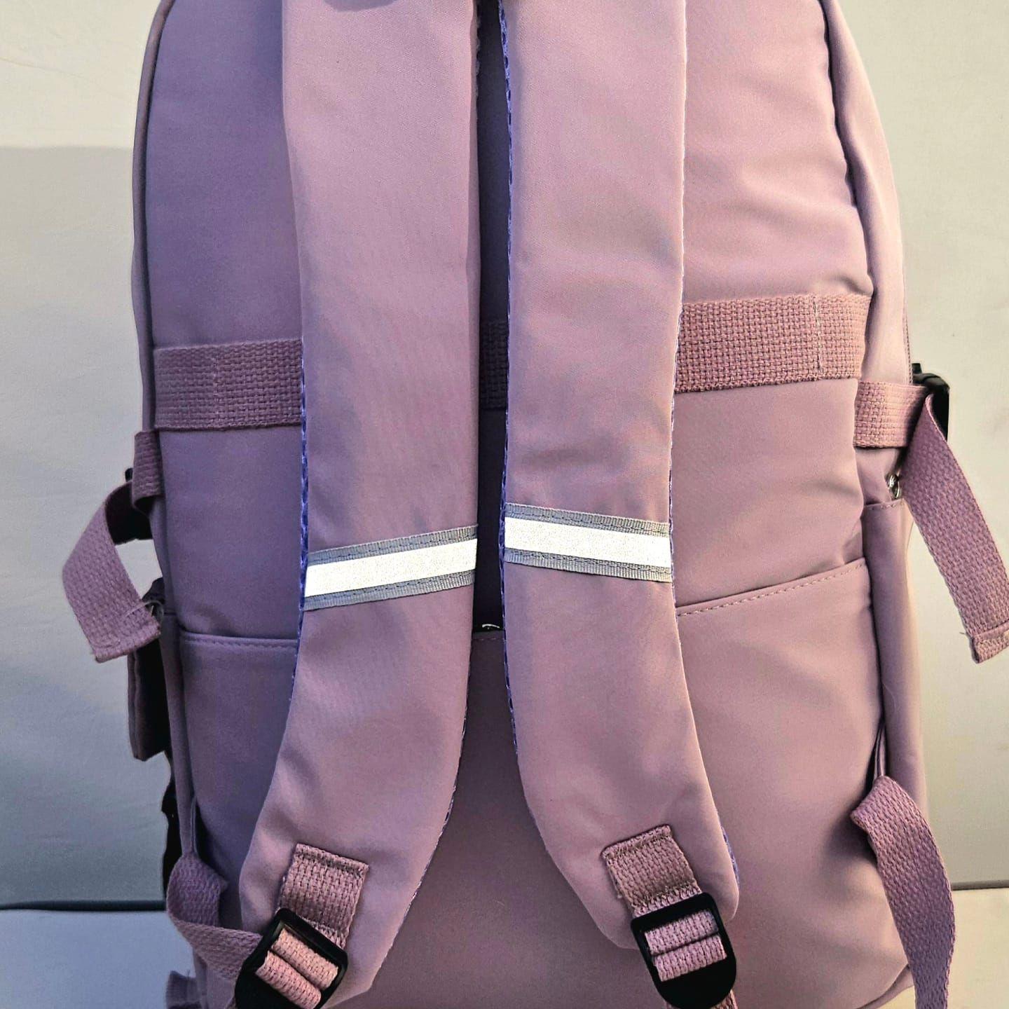 mochila color morado-2