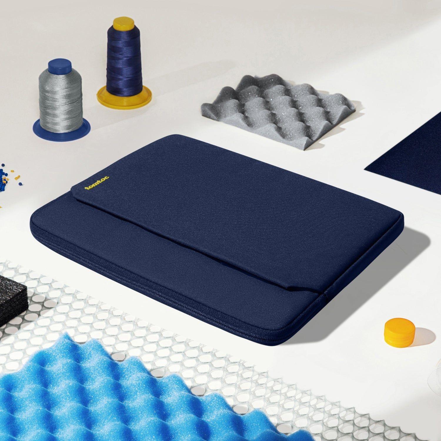 Tomtoc Funda Light-A18 para MacBook Pro 14" Azul Marino-9