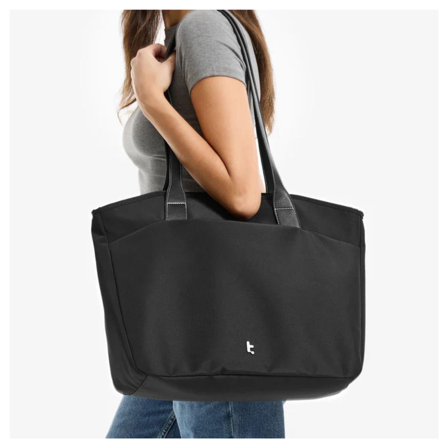 Tomtoc Bolso Tote Versatile-T23 MacBook Pro 16" M3/M2/M1 Negro-2