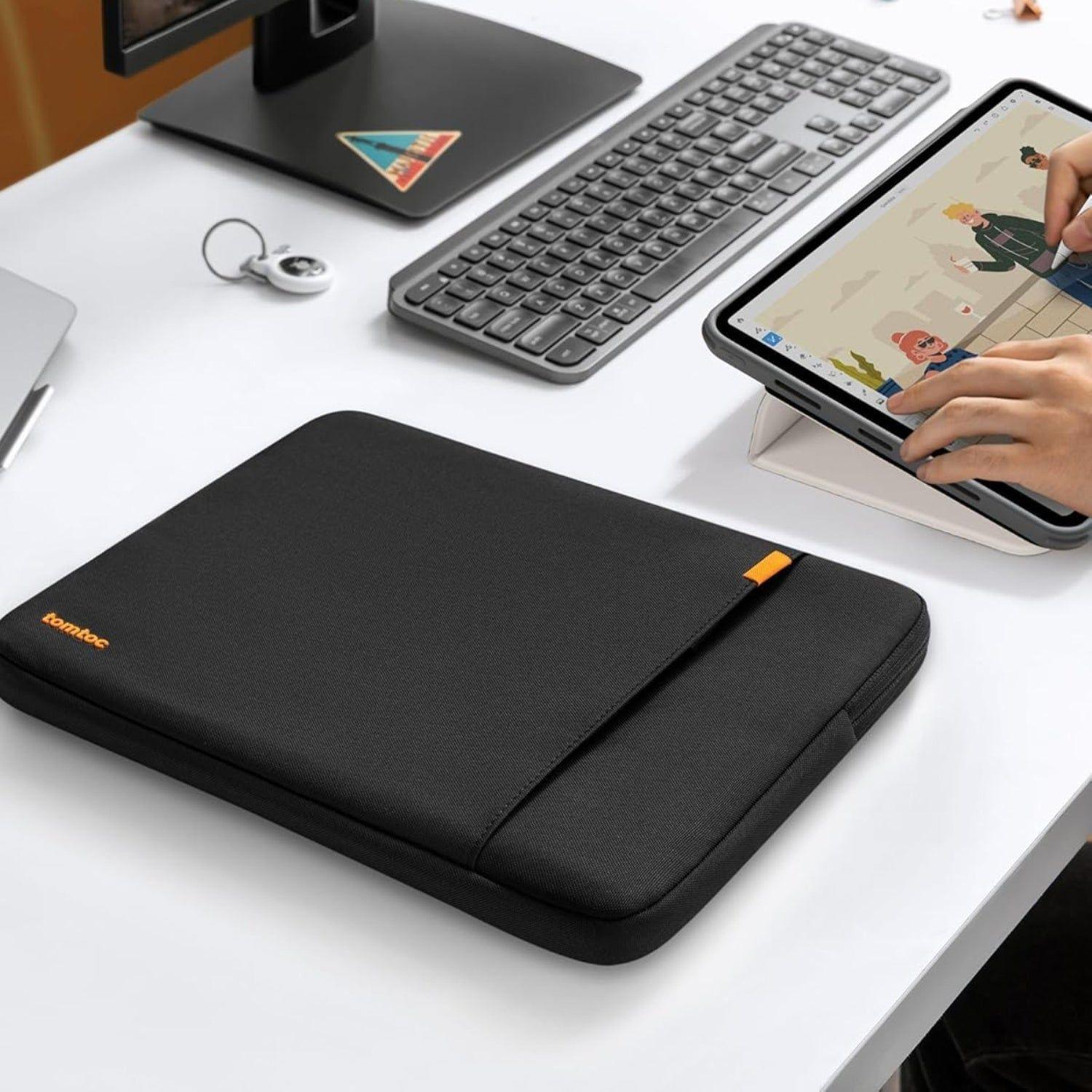 Tomtoc Funda Defender-B13 para iPad Air/Pro de 13" Negro-5