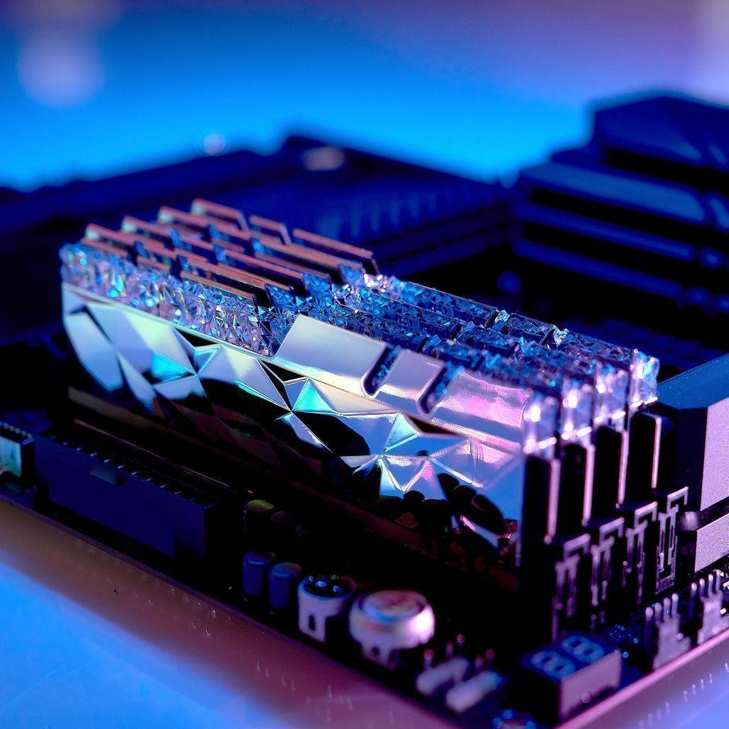 G.skill TZ Royal Elite Rgb Ddr4(2x 8gb) 3600Mhz SILVER-1