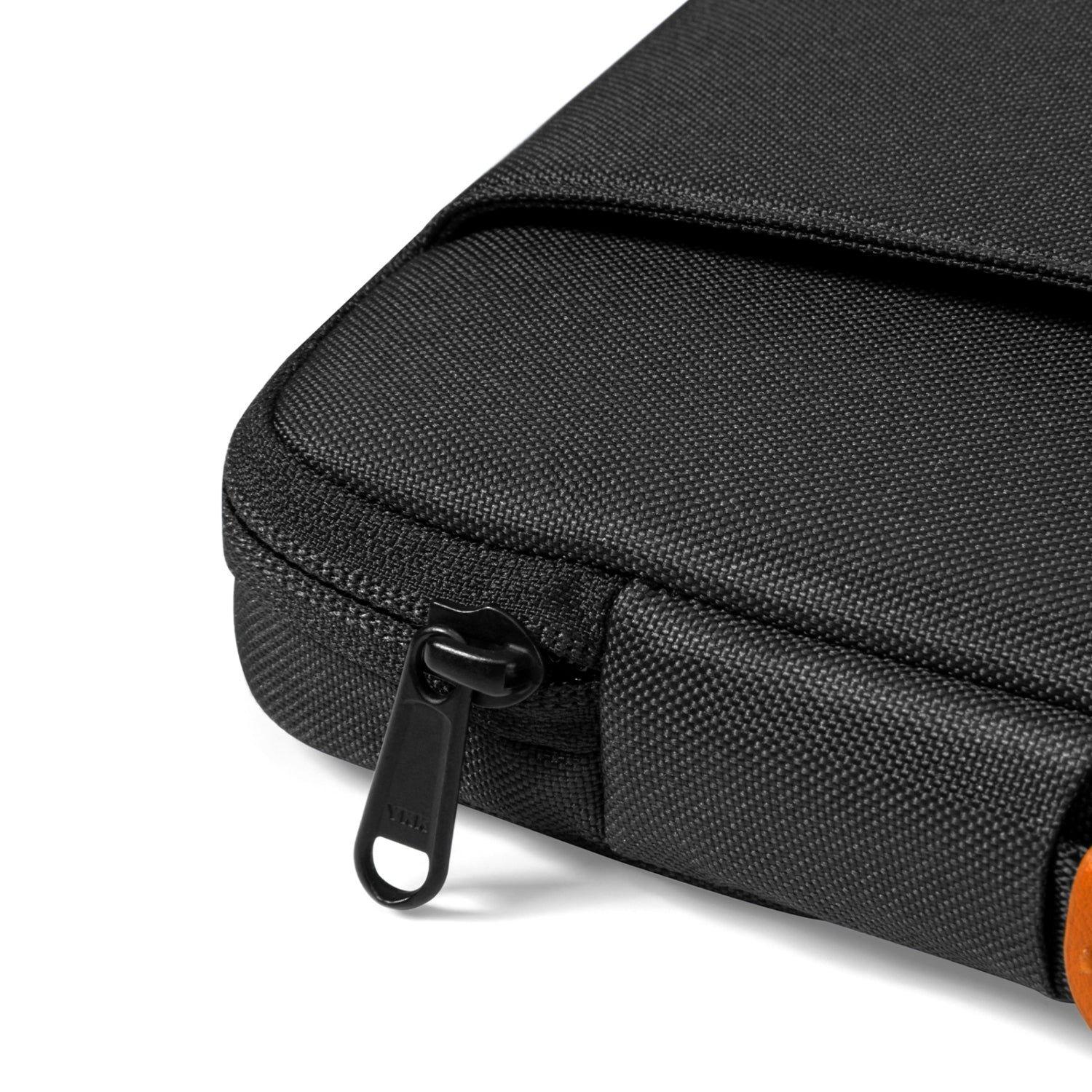 Tomtoc Maletín Defender-A22 para MacBook Neo / Air / Pro 13" Negro-5