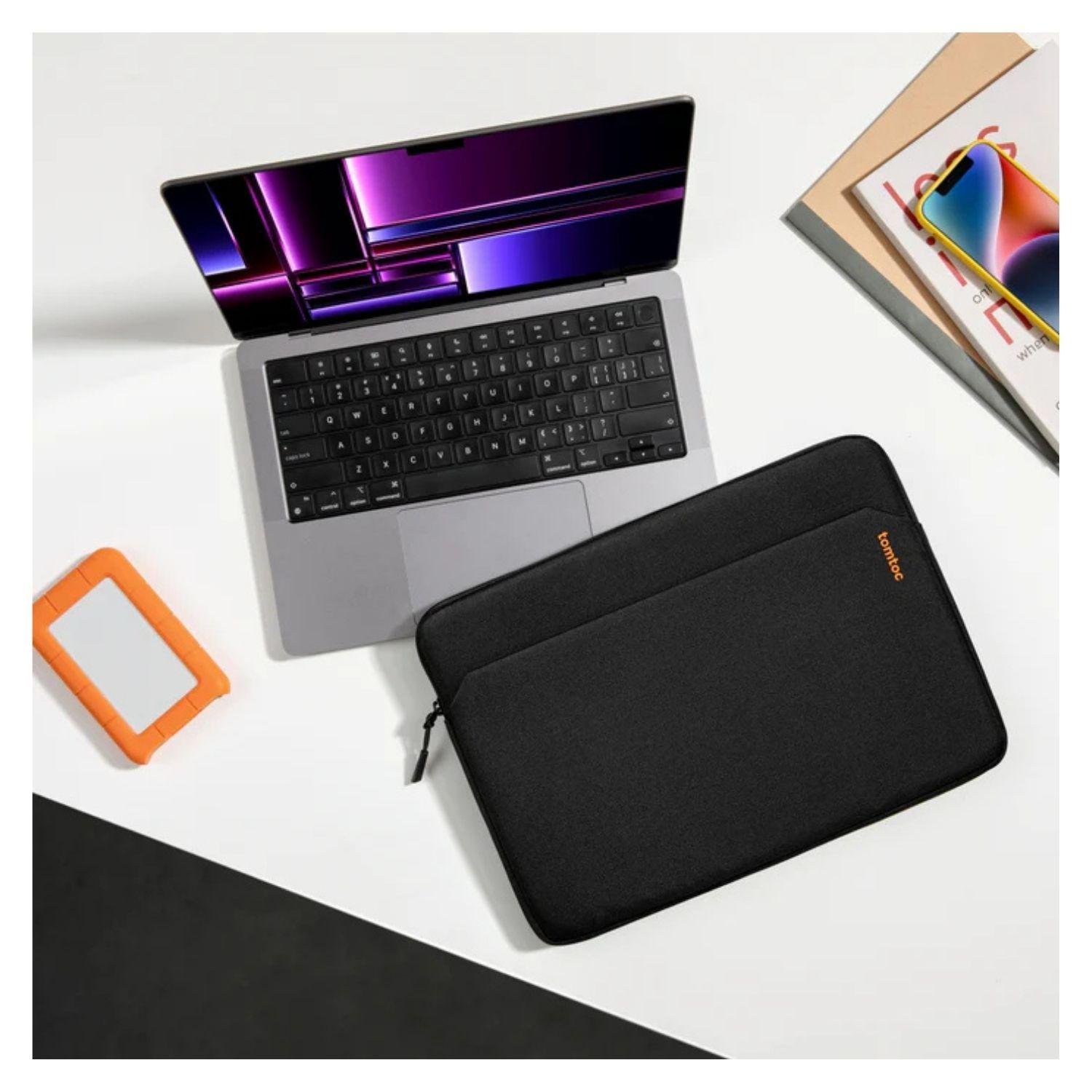 Tomtoc Funda Light- A18 para MacBook Air/Pro 13" - Negro-7