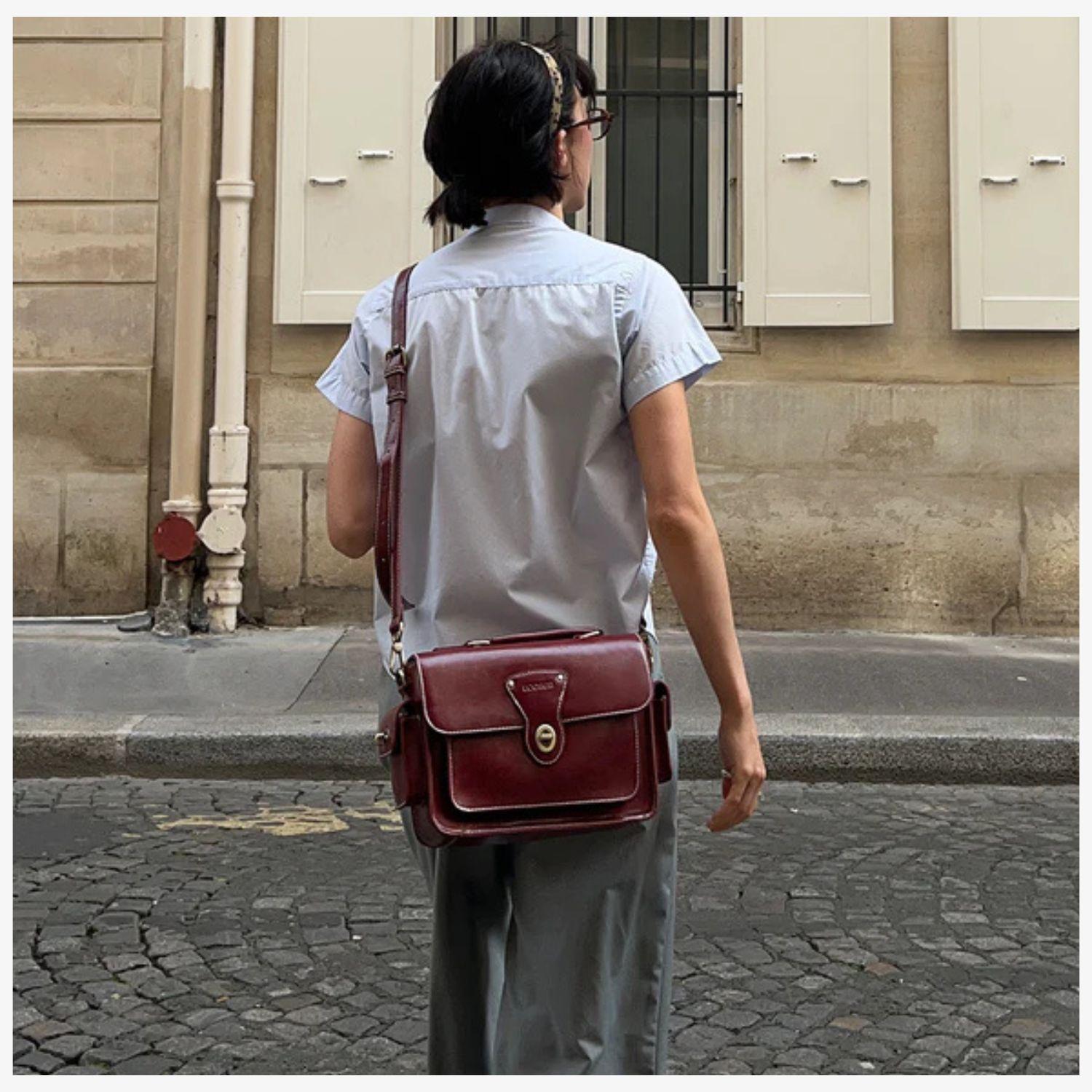 Ecosusi Bolso Mensajero Alison de Cuero Vegano Rojo Angola-7