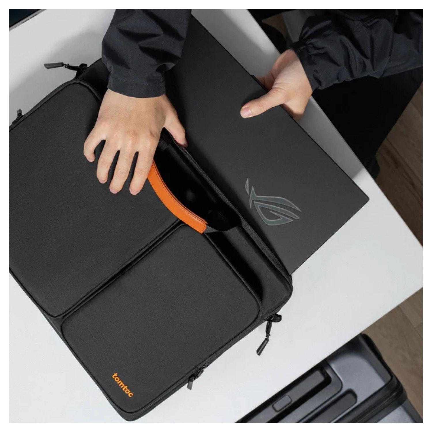 Tomtoc Bolso de Hombro Defender-A42 para 17,2" - Negro-7