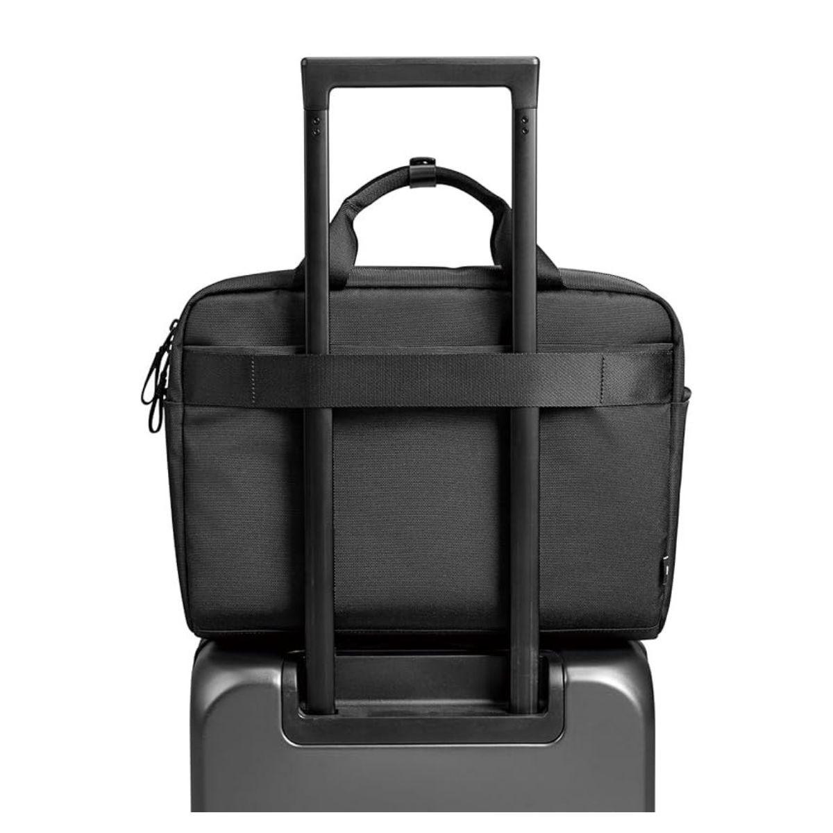 Tomtoc Bolso Maletín Defender-A32 para notebook 16" de 16L- Negro-4