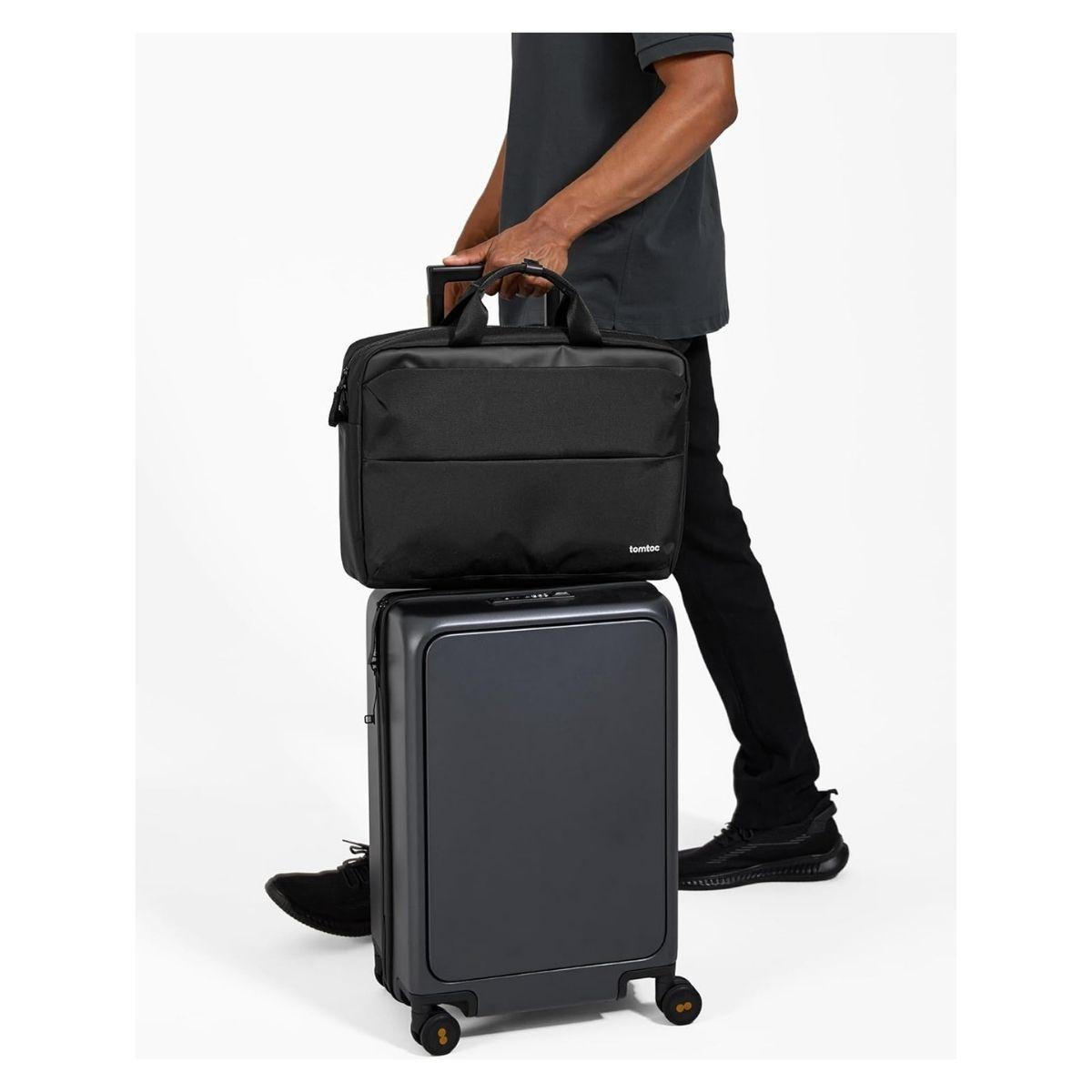 Tomtoc Bolso Maletín Defender-A32 para notebook 16" de 16L- Negro-7
