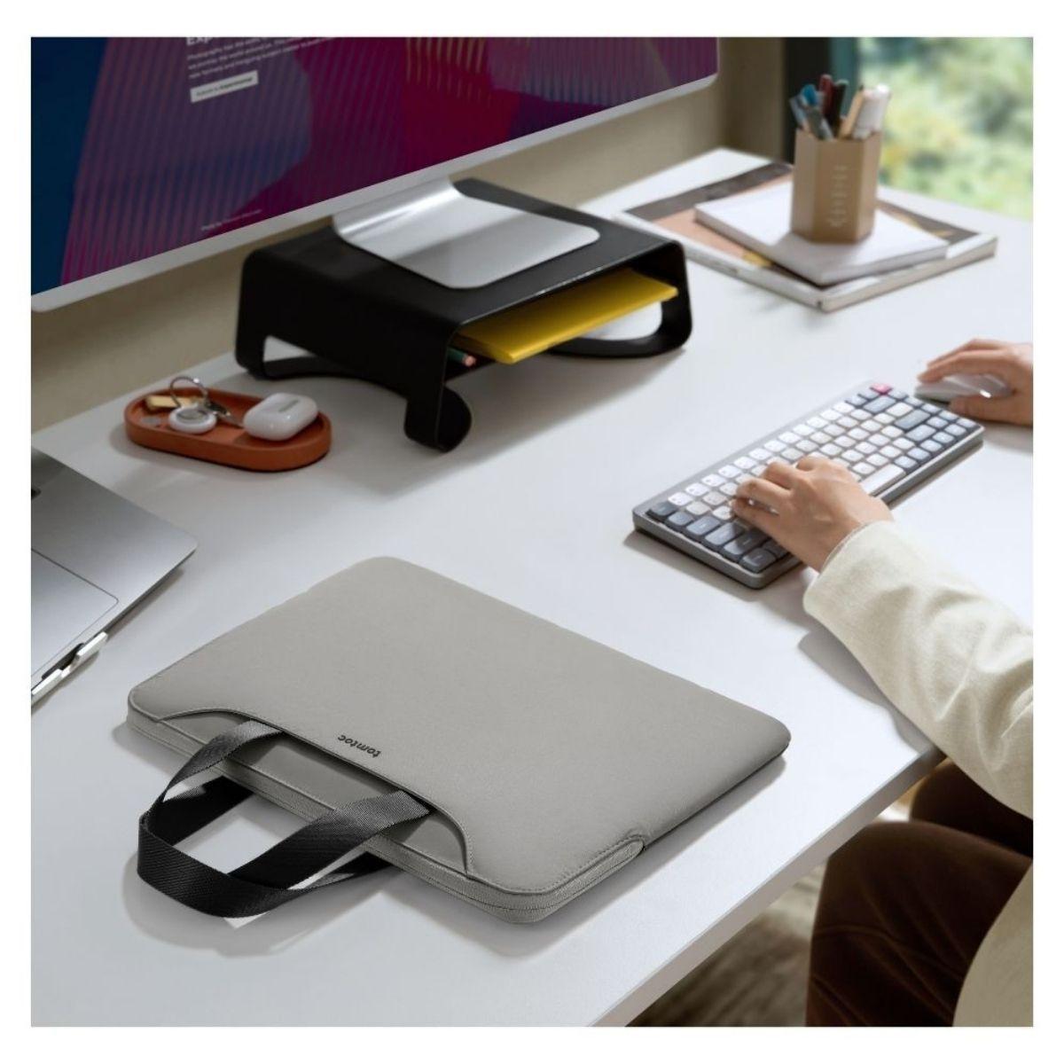 Tomtoc Funda Light-A21 Bicolor para 13" - 14" - Gris-7