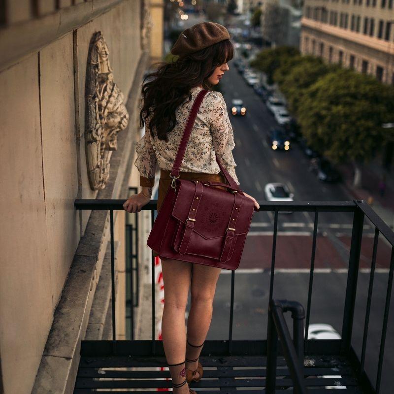 Ecosusi Maletín CLASSIC para laptop 14.7"- Burdeo-6