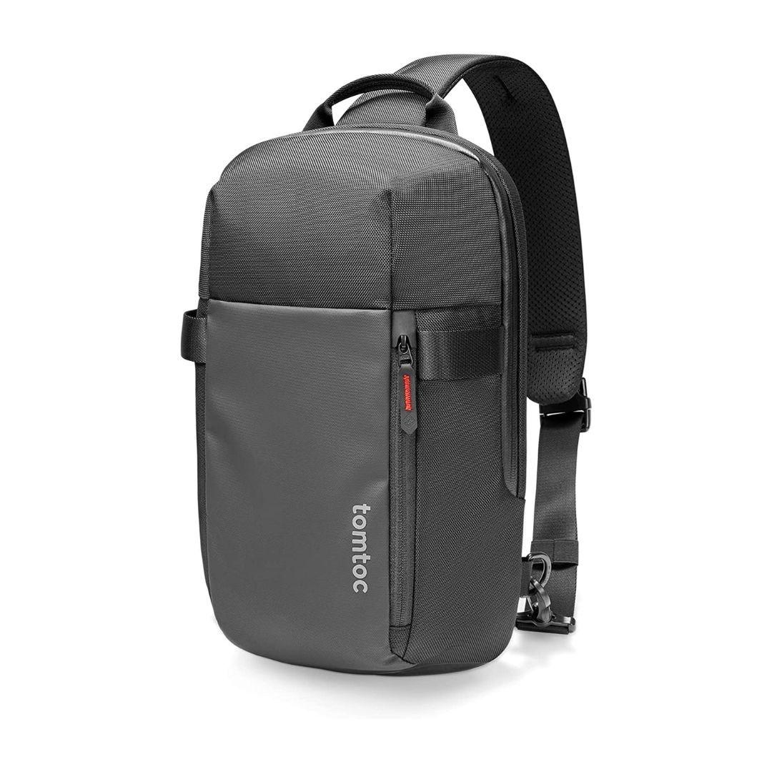 Tomtoc Bolso Sling Navigator-T24 para MacBook Air/Pro 13" - Negro-0