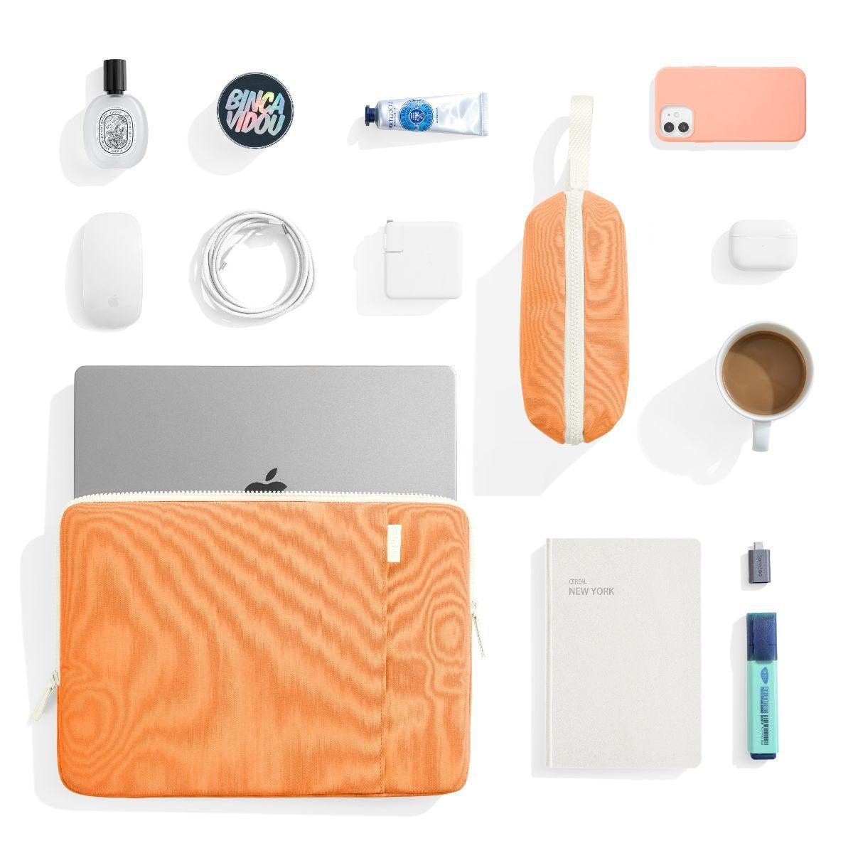 Tomtoc A23 Funda Lady Para Macbook 14''+ organizador Naranja-2