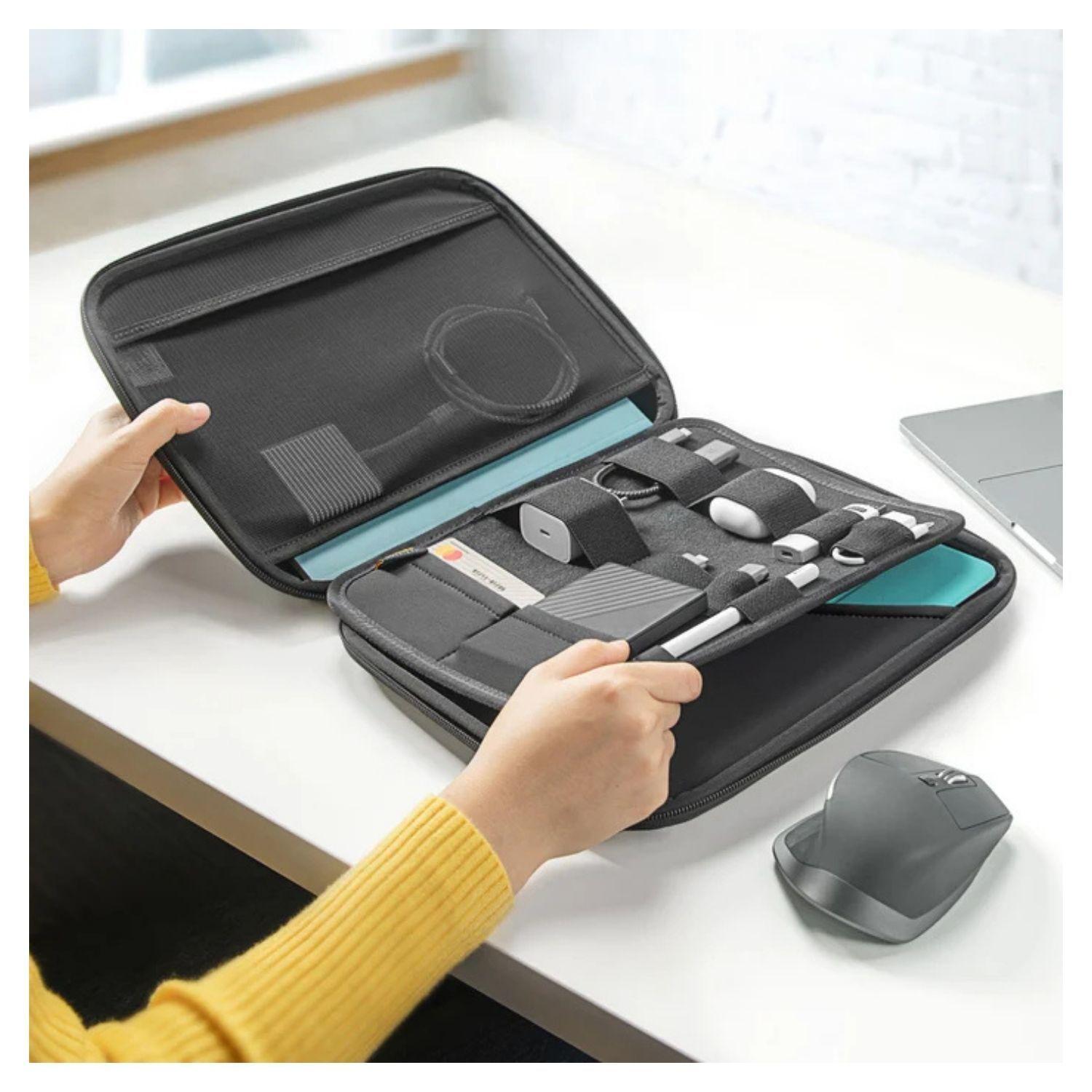 Tomtoc Estuche Portafolio FancyCase-B06 para iPad Air/Pro de 13" - Negro-5