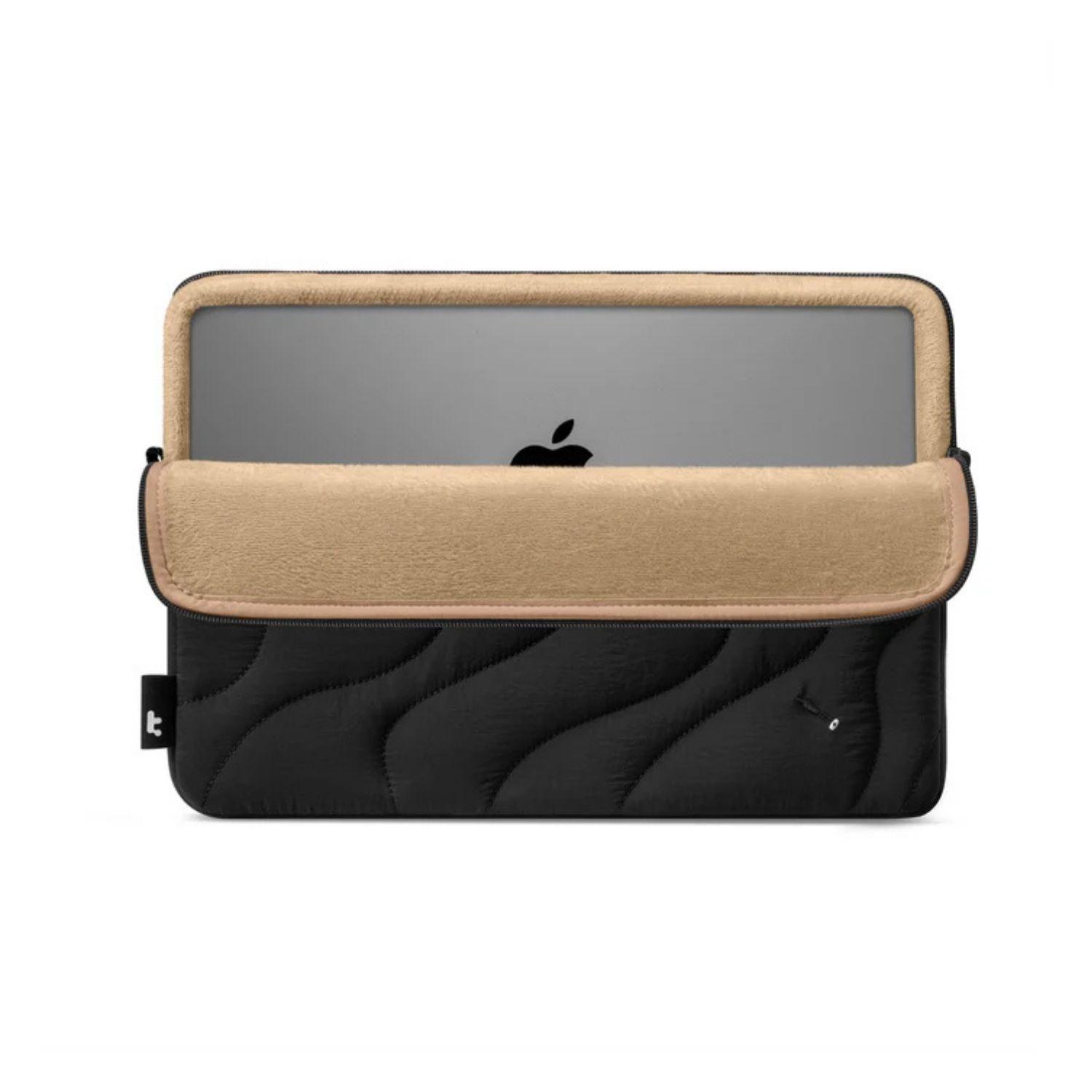 Tomtoc Funda Terra-A27 para MacBook Air 13" - Negro-1